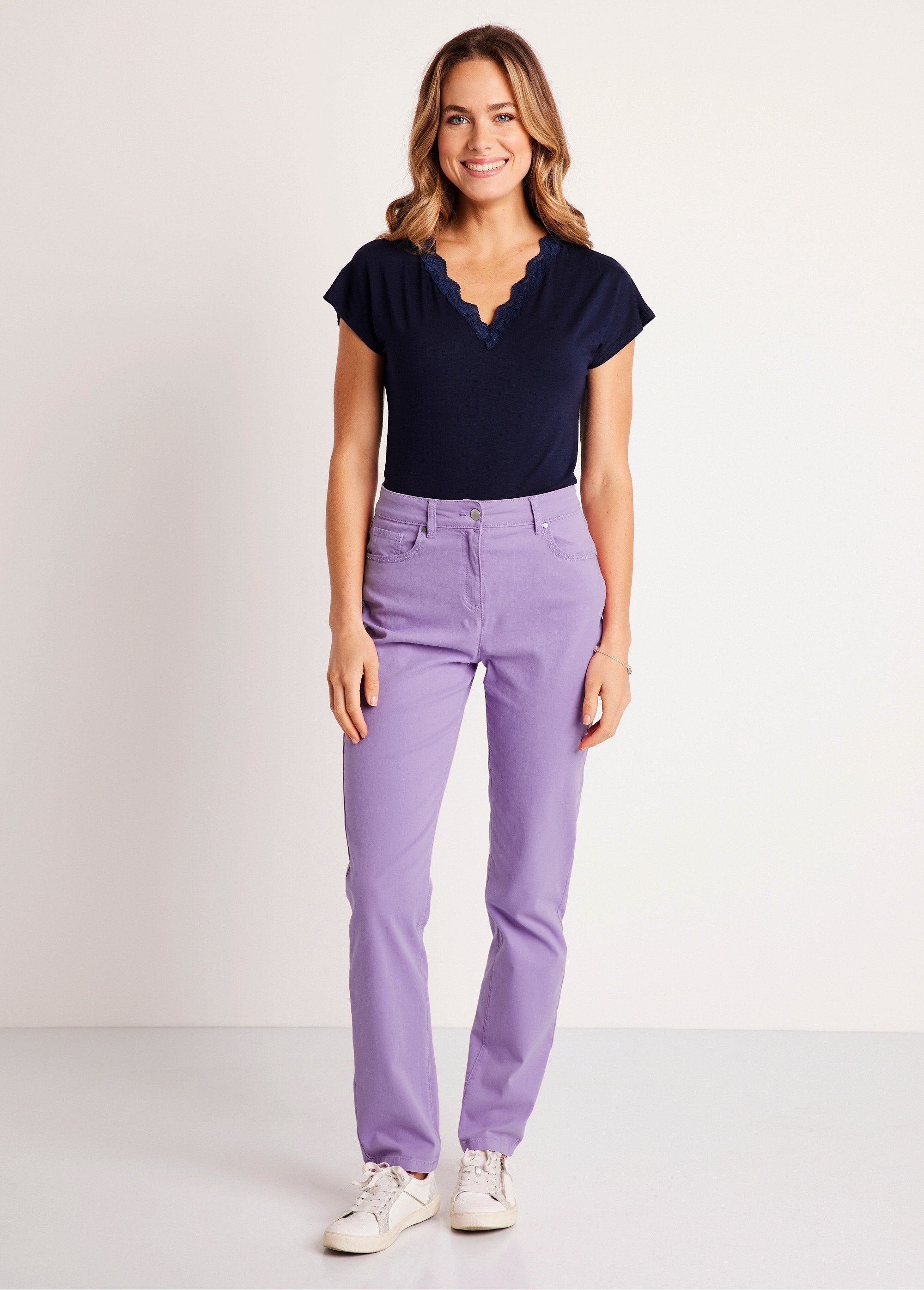 Pantaloni_5_tasche_a_gamba_dritta_in_cotone_elasticizzato_Violet_SF1_slim
