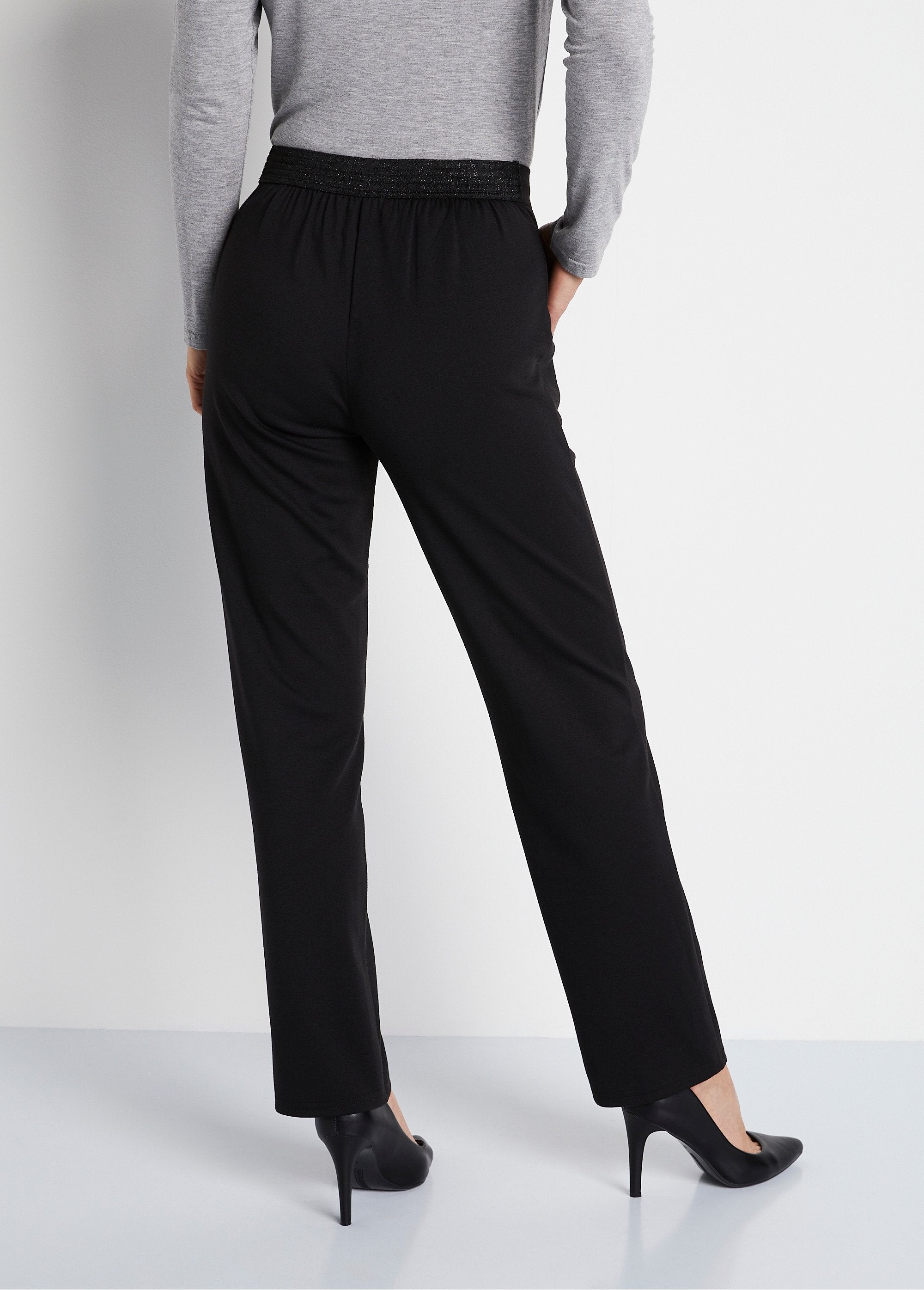 Pantaloni_a_gamba_dritta_con_vita_semi-elastica_Nero_semplice_DO1_slim
