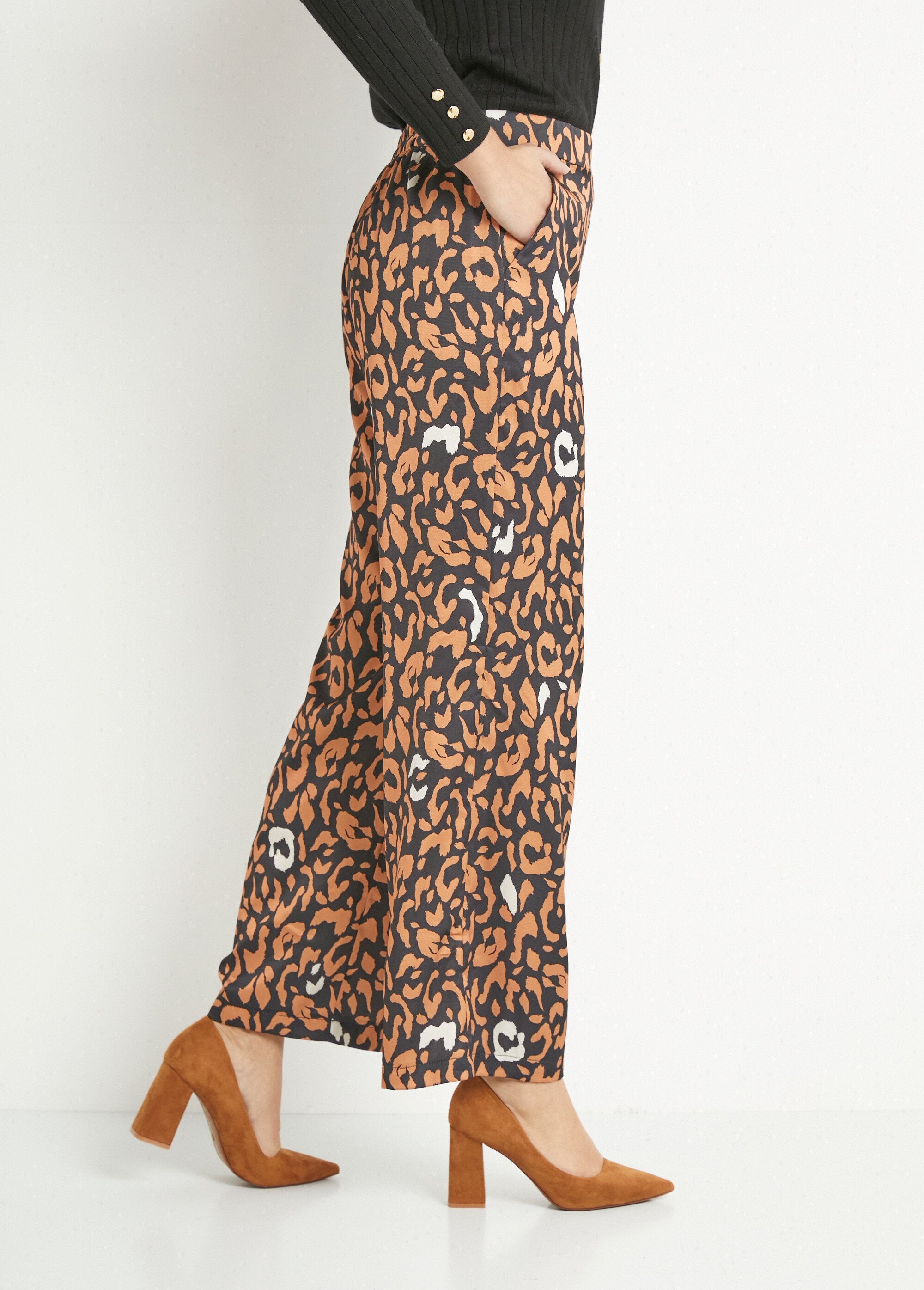 Pantaloni_elasticizzati_fluidi_con_stampa_leopardata_Leopard_DR1_slim