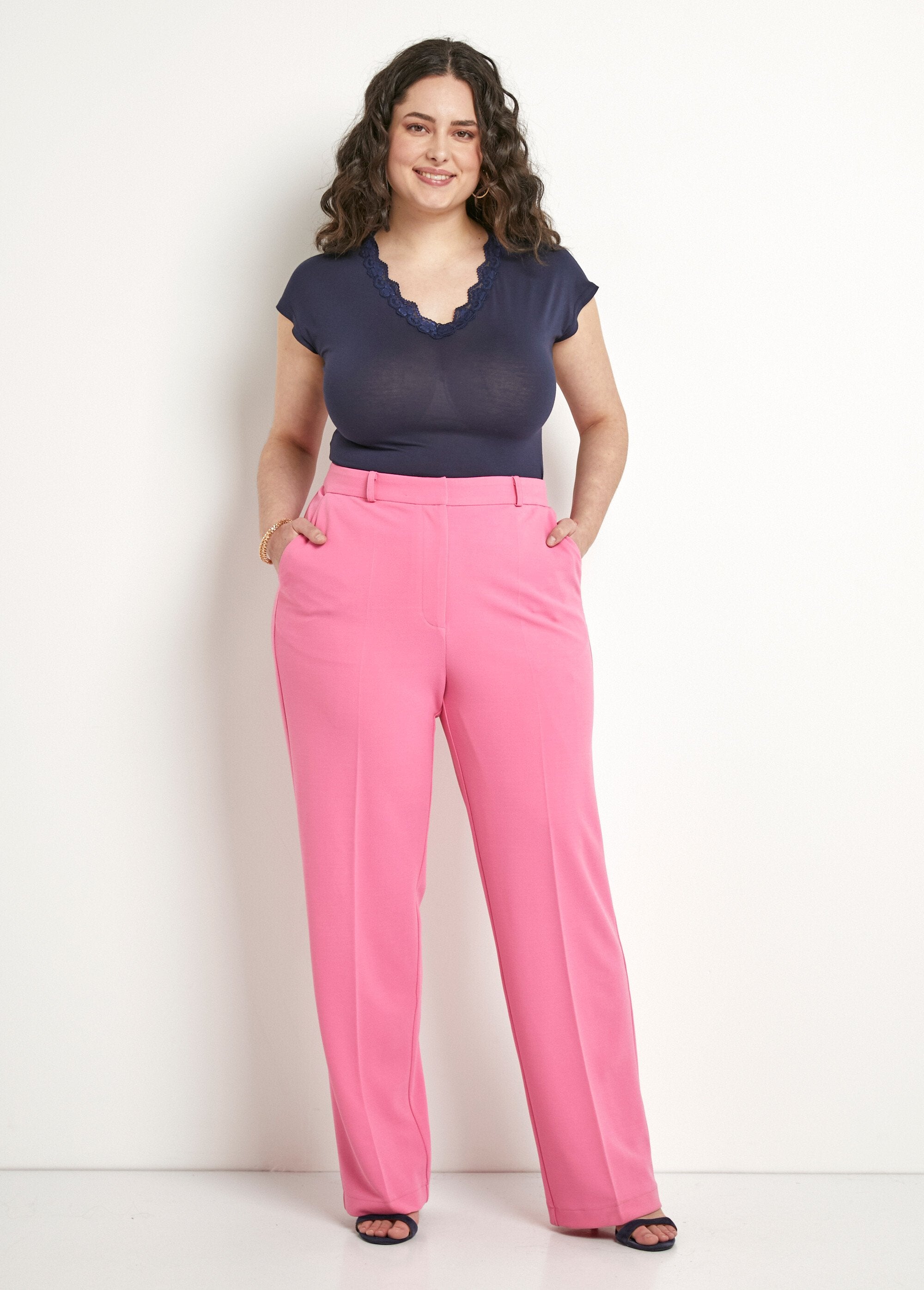 Pantaloni_fluidi_a_gamba_larga_Rose_SF1_curvy