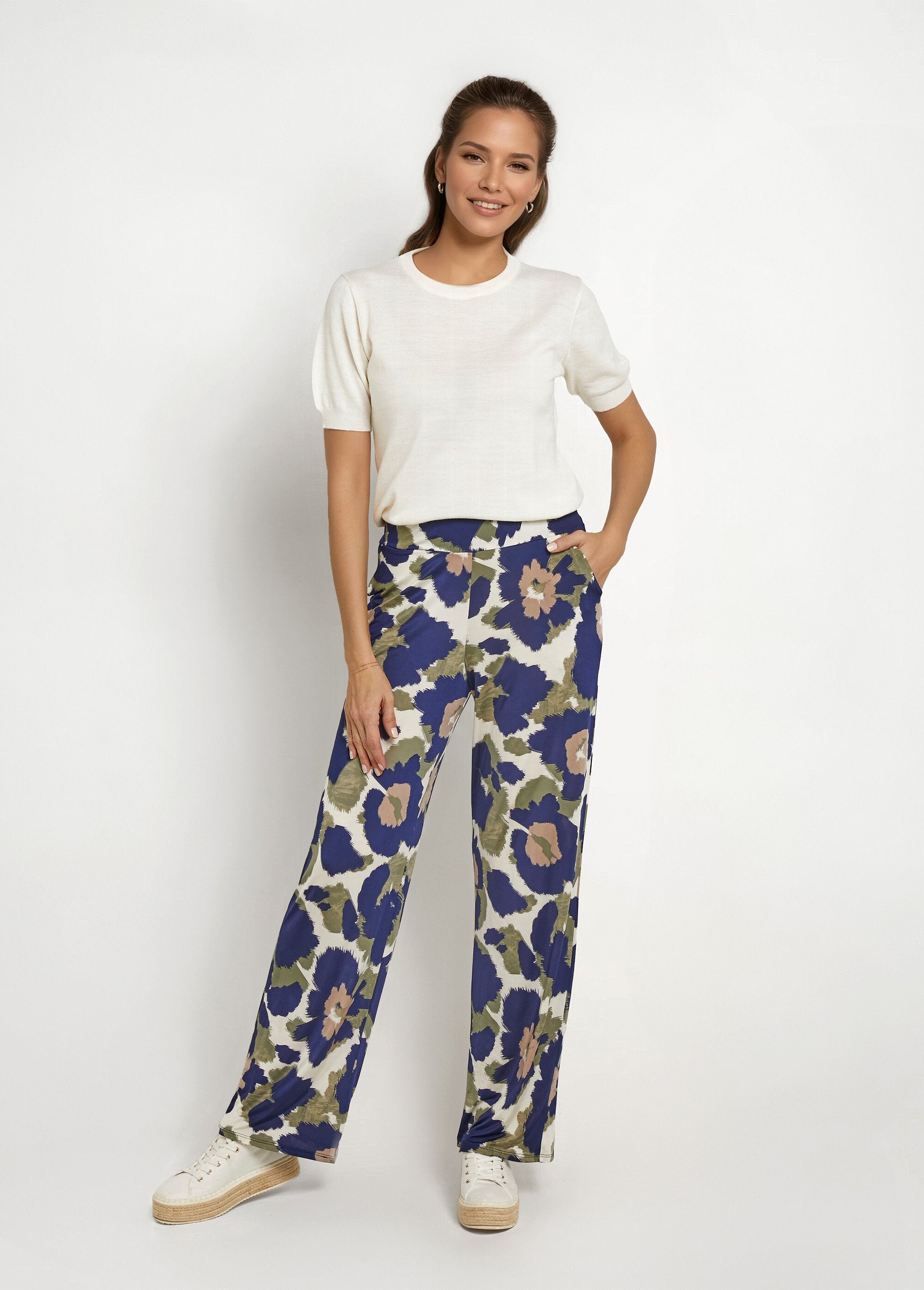 Pantaloni_elasticizzati_fluidi_con_un_elegante_design_floreale_Marine_et_kaki_SF1_slim