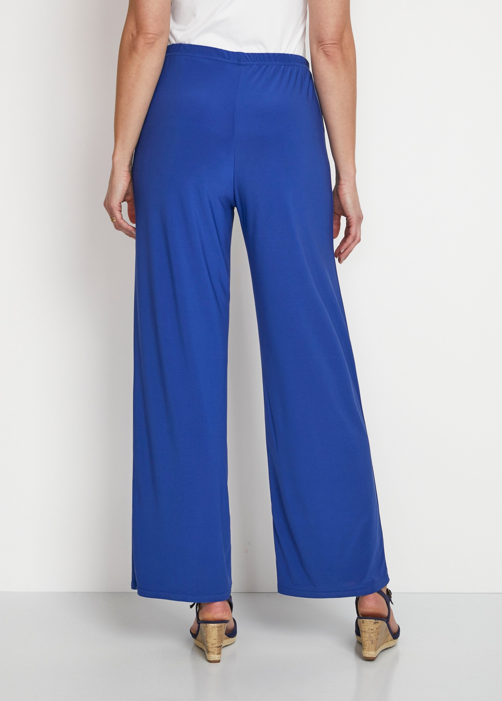 Pantaloni_fluidi_con_vita_elasticizzata_in_maglia_Blu_semplice_DO1_slim
