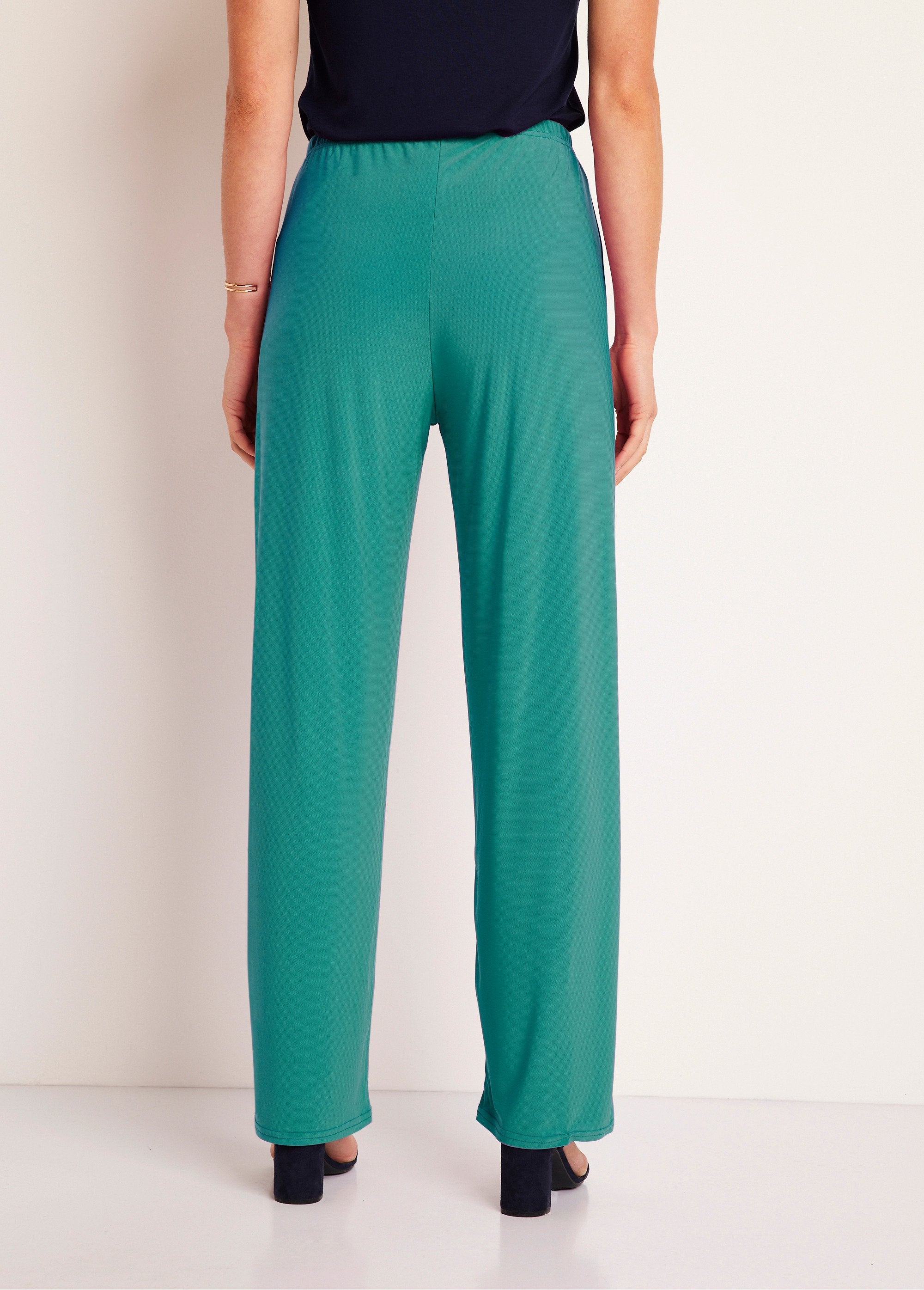 Pantaloni_fluidi_con_vita_elasticizzata_in_maglia_Verde_semplice_DO1_slim