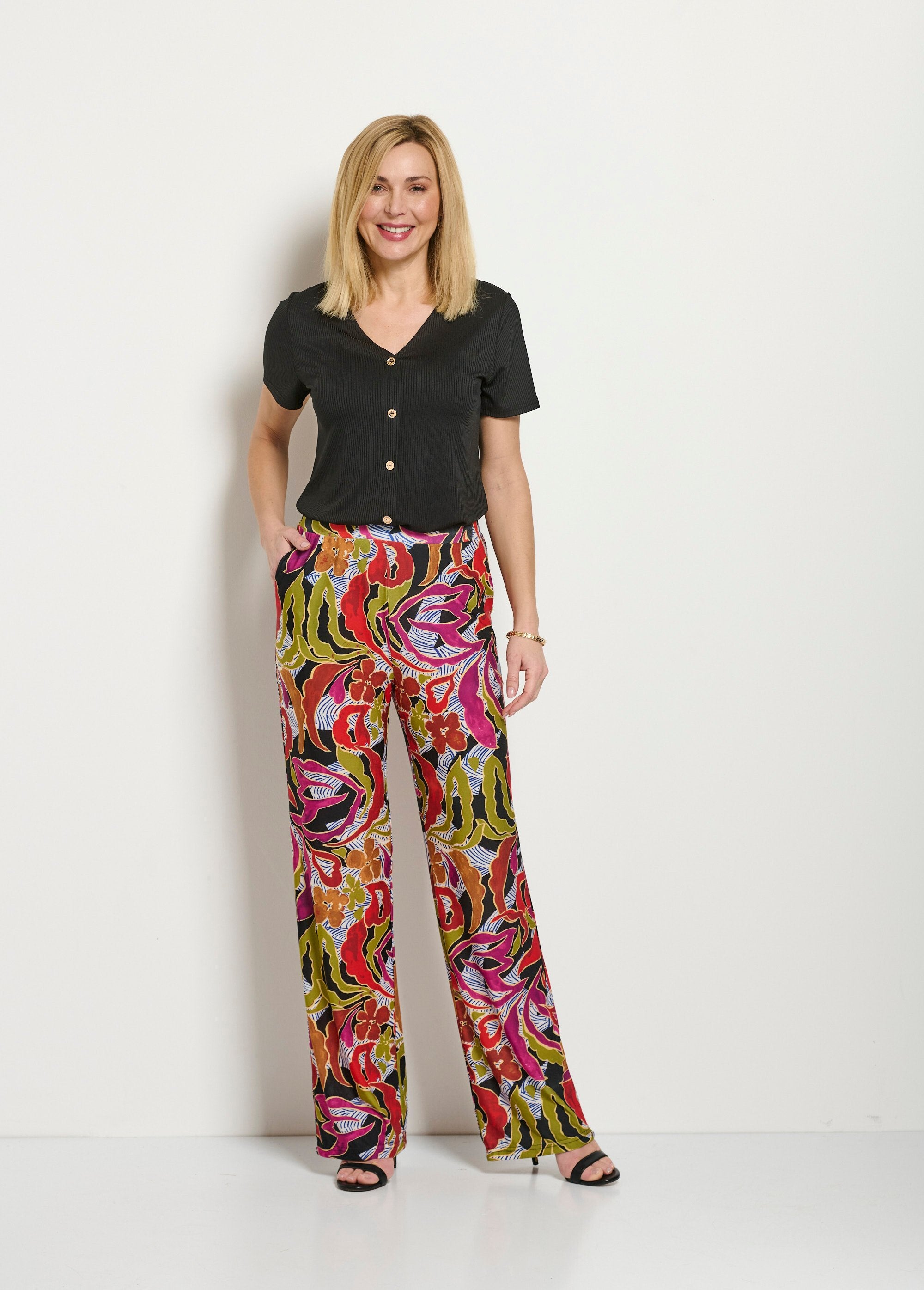Pantaloni_a_gamba_larga_con_elastico_stampato_in_vita_Noir_et_parme_SF1_slim