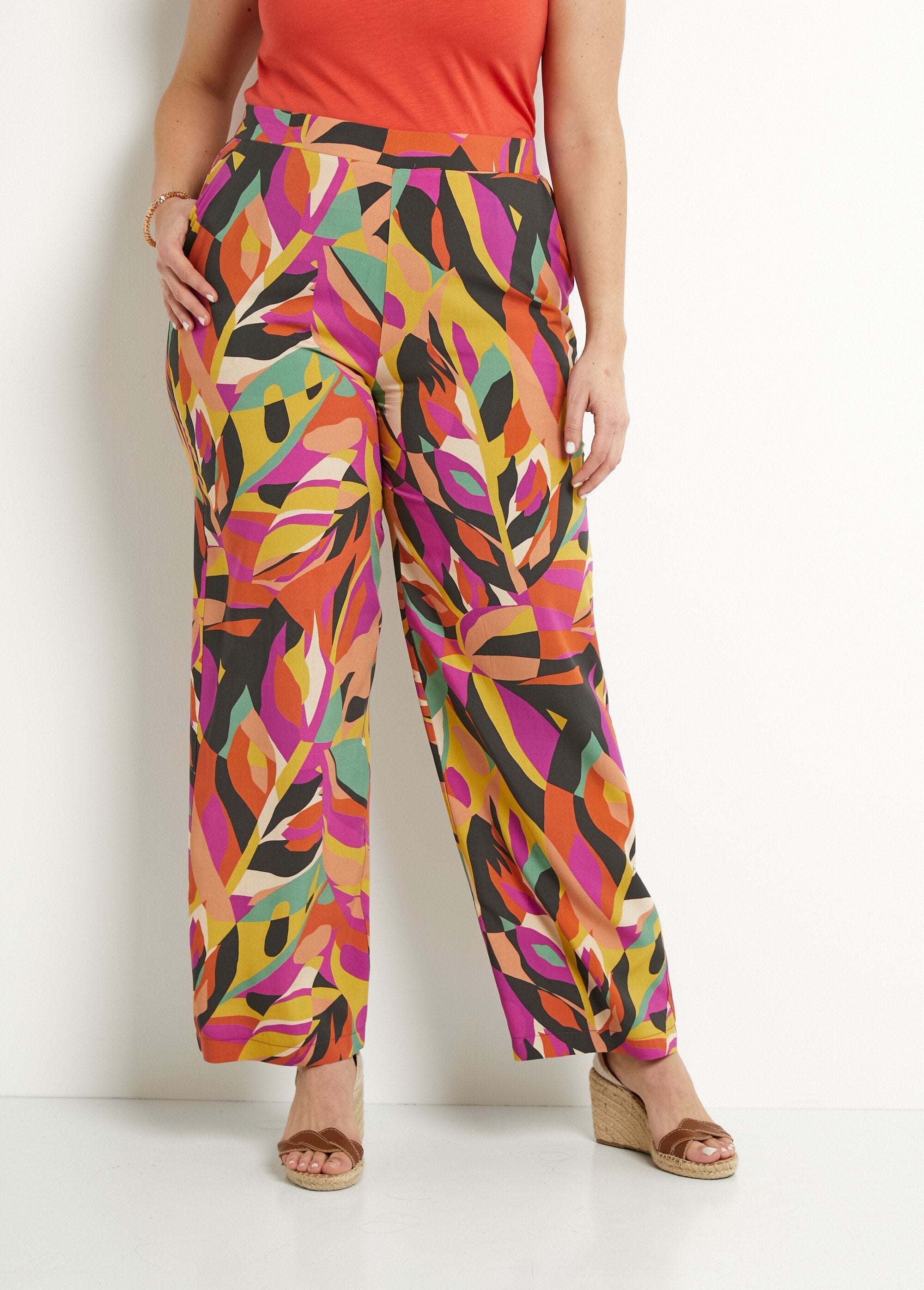 Pantaloni_a_gamba_larga_con_fascia_semielastica_stampata_in_vita_Multicolore_FA1_curvy