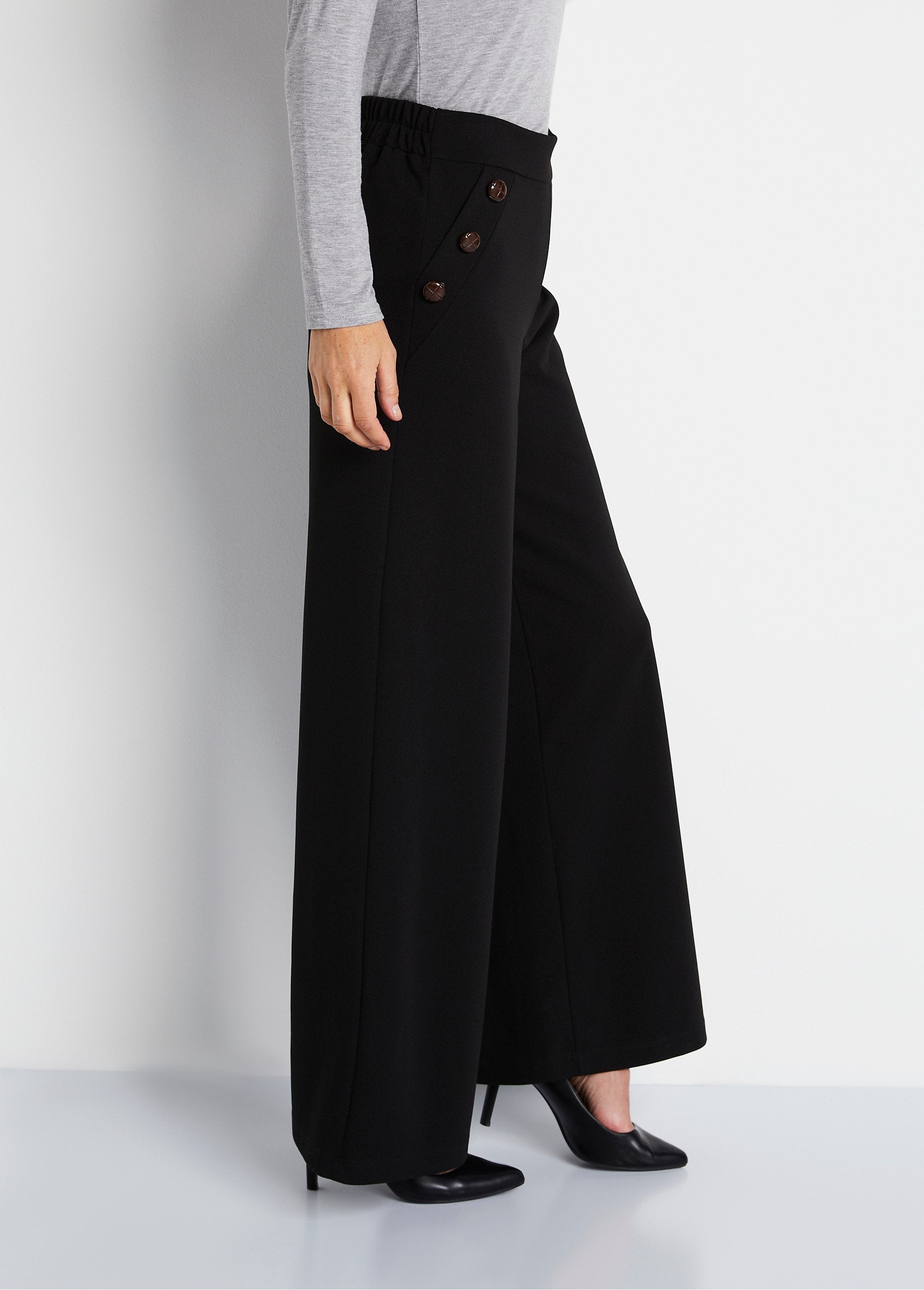 Pantaloni_tinta_unita_a_gamba_larga_con_elastico_in_vita_sul_retro_Nero_DR1_slim