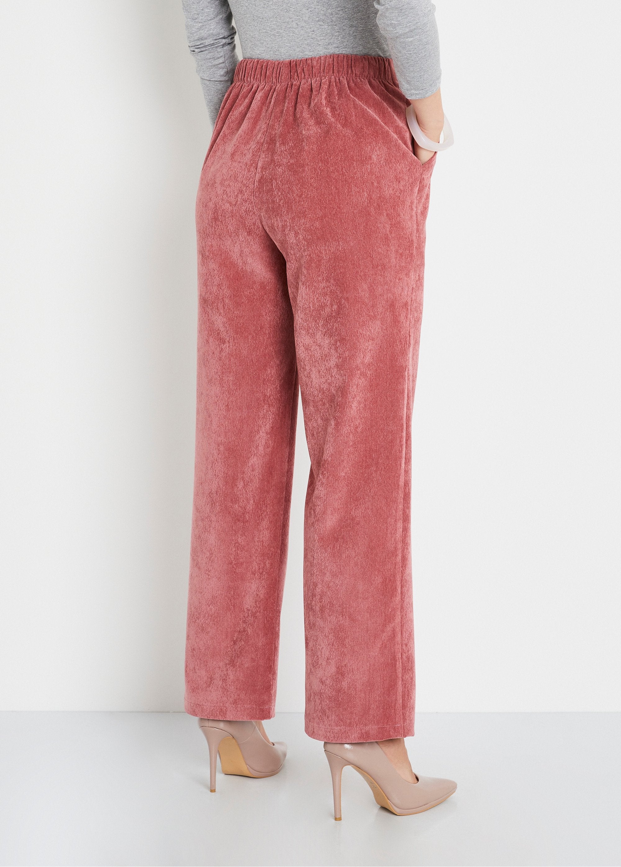 Pantaloni_a_gamba_larga_in_velluto_millerighe_con_effetto_ponte_Vieux_rose_DO1_slim