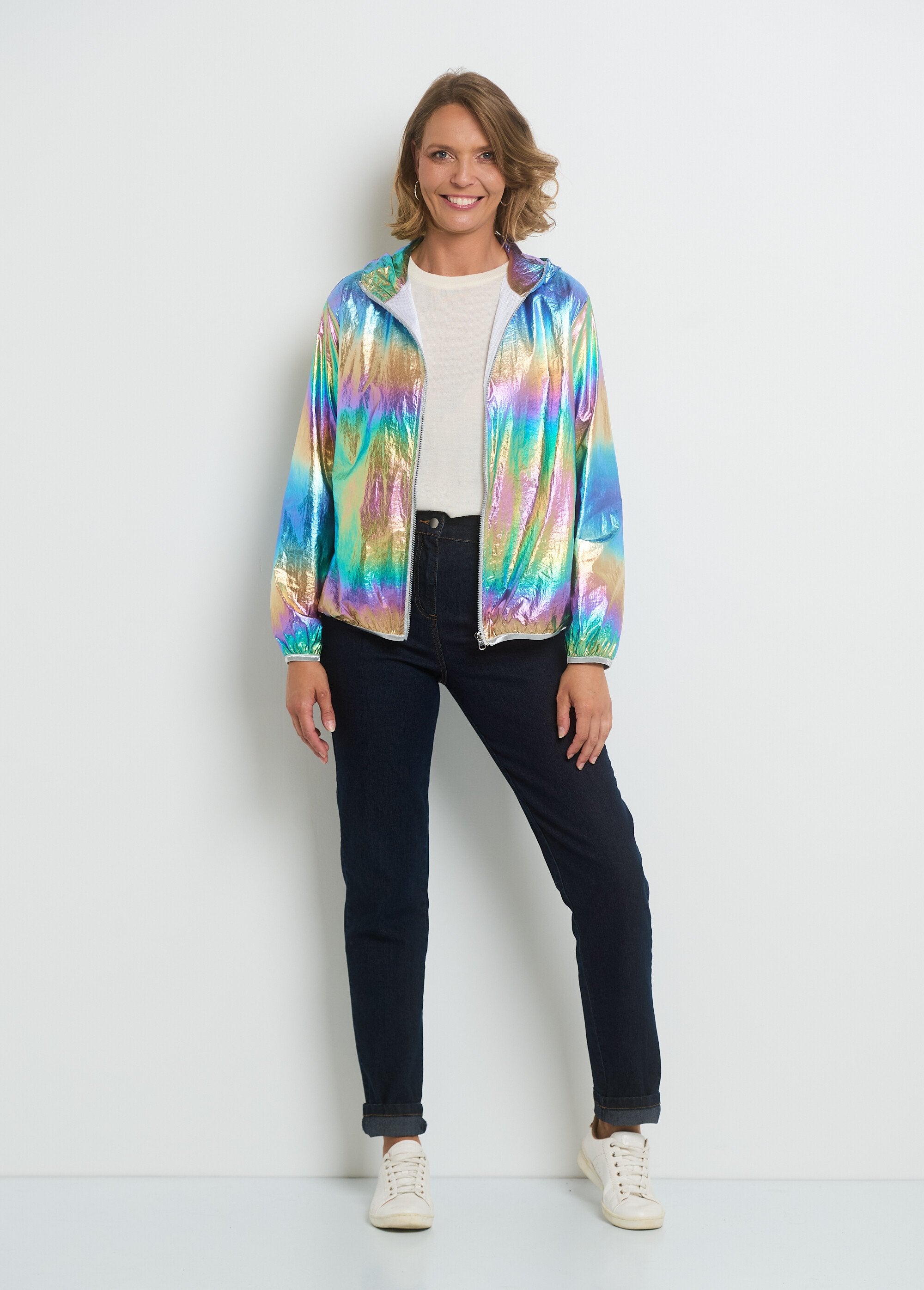 Parka_lucido_con_cappuccio_alla_moda_Violet_irise_SF1_slim