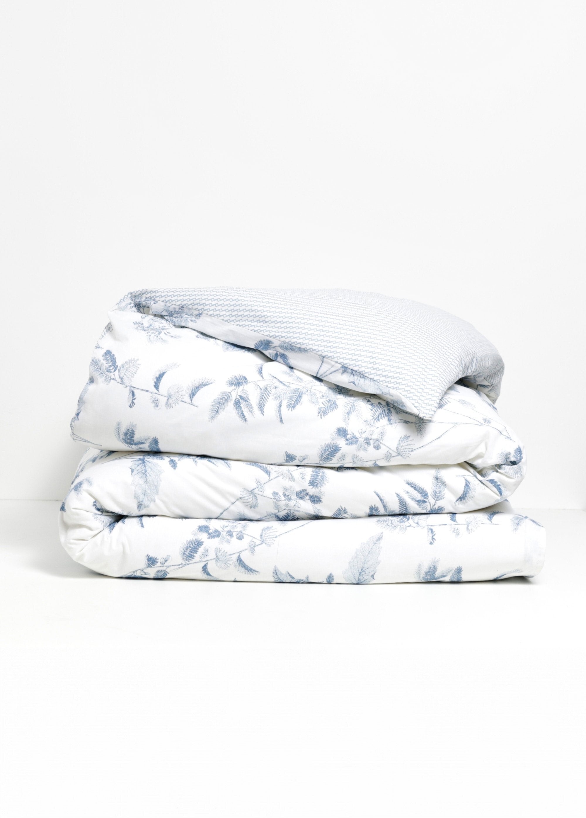 Set_letto_3_pezzi_con_copripiumino,_bucolico_Blanc_DE1_slim