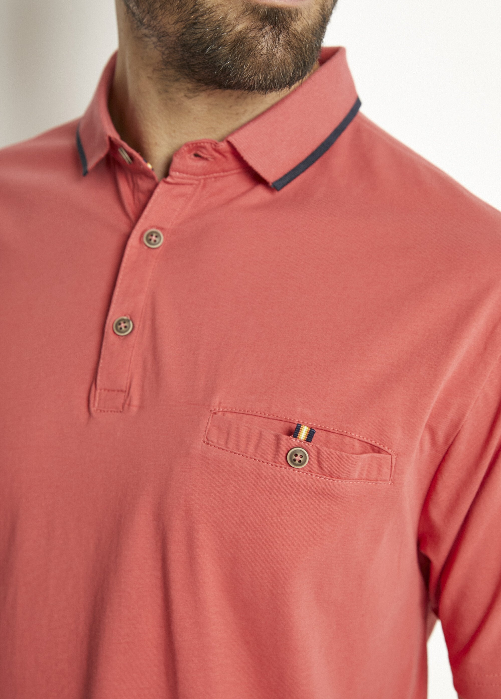Polo_in_jersey_tinta_unita_con_colletto_in_cotone_bicolore_Corail_DE1_slim