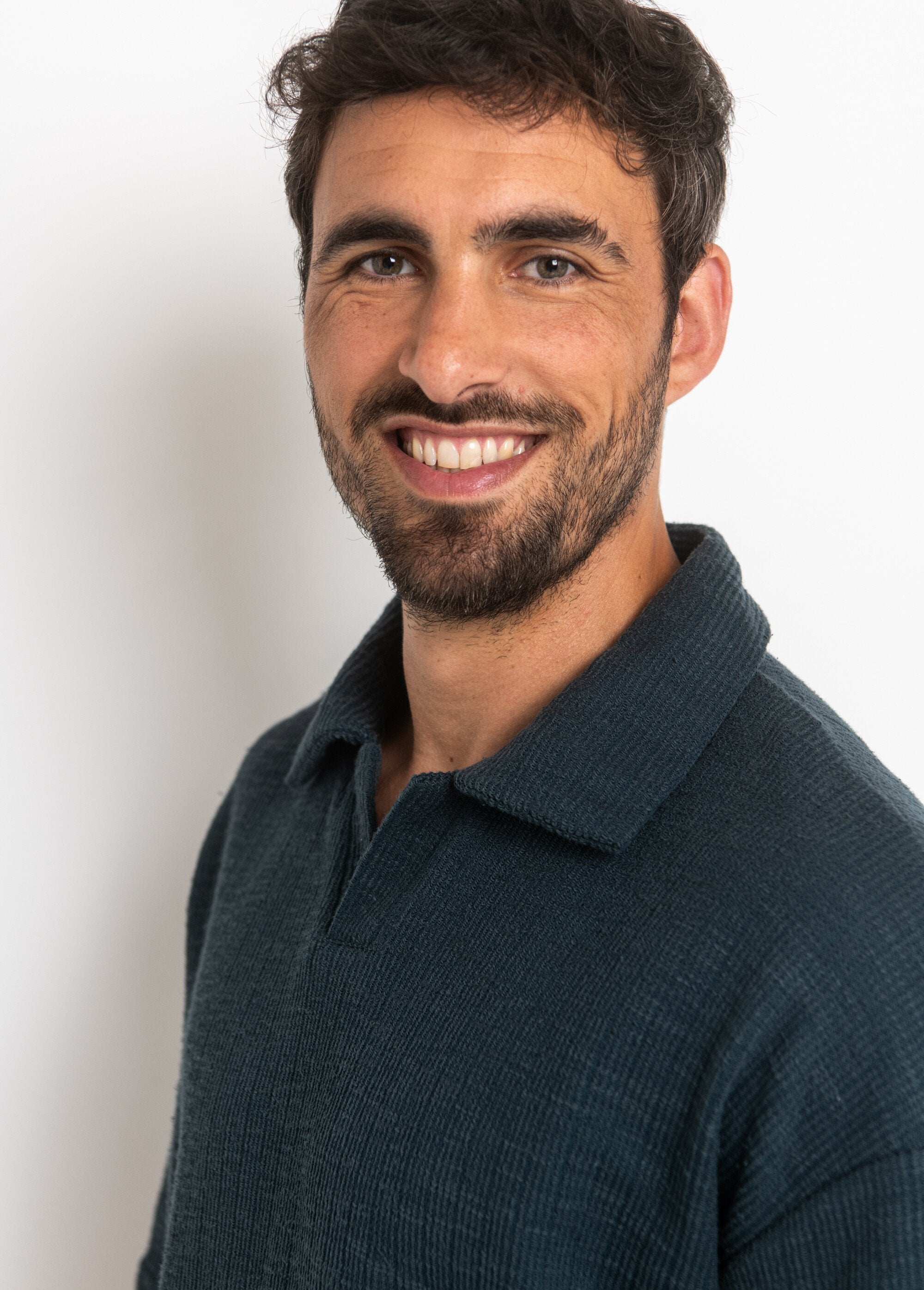 Polo_in_maglia_con_colletto_sartoriale_Bleu_DE1_slim