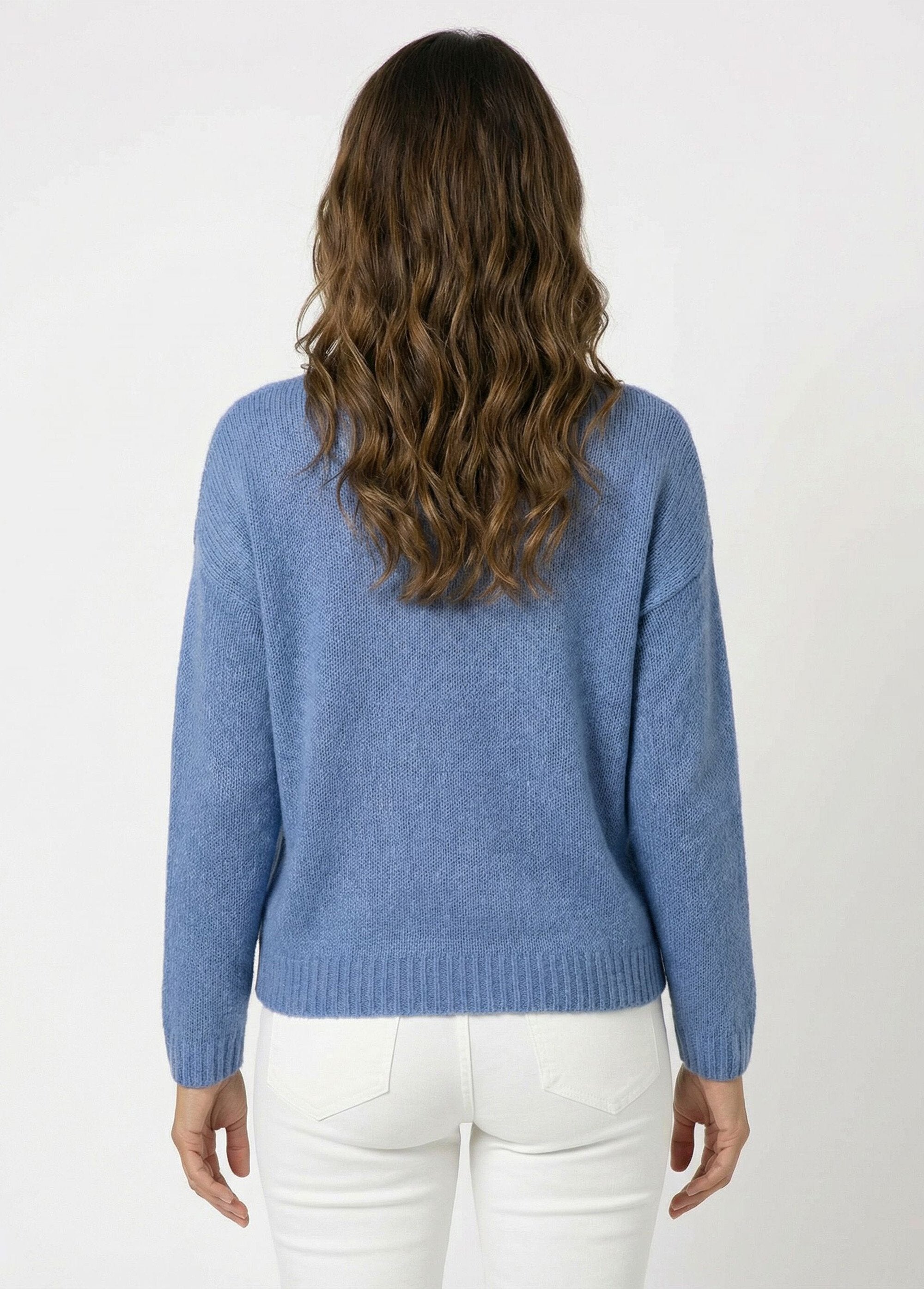 Caldo_maglione_con_scollo_a_V_e_mohair_Bleu_denim_DO1_slim