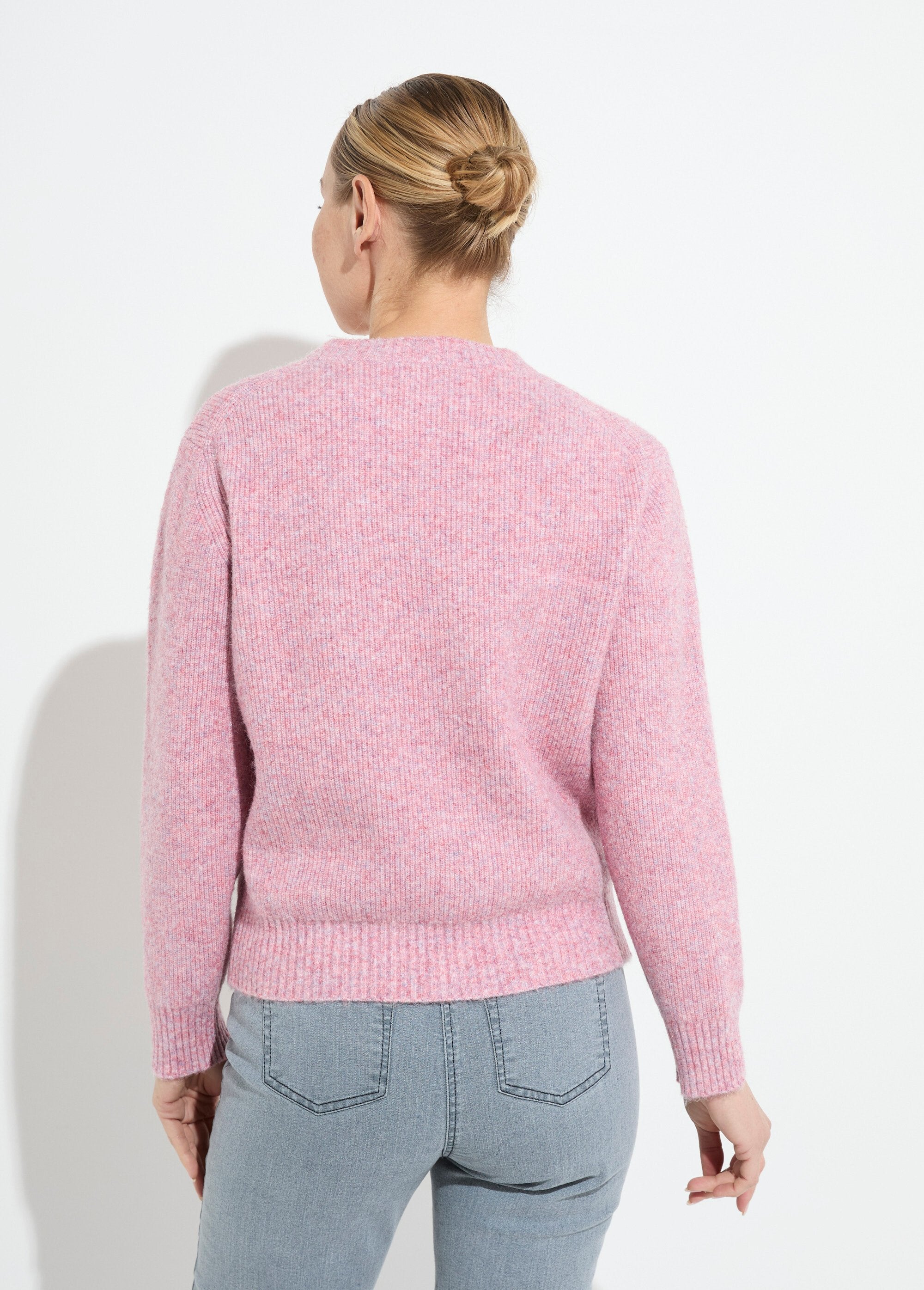 Caldo_maglione_a_coste_con_lana_e_fibre_riciclate_Rose_DO1_slim