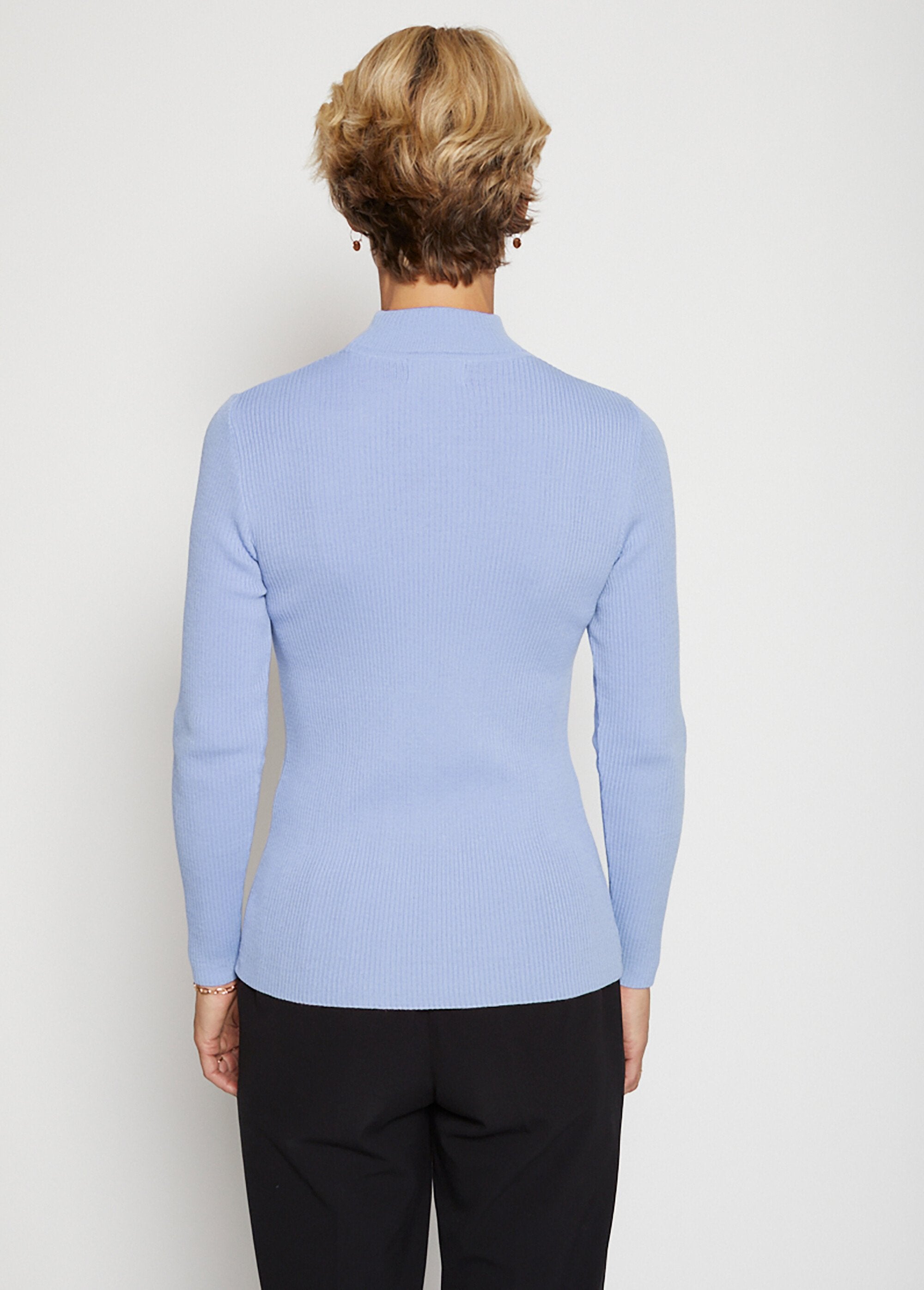 Maglia_a_collo_alto_in_lana_merino_Bleu_DO1_slim