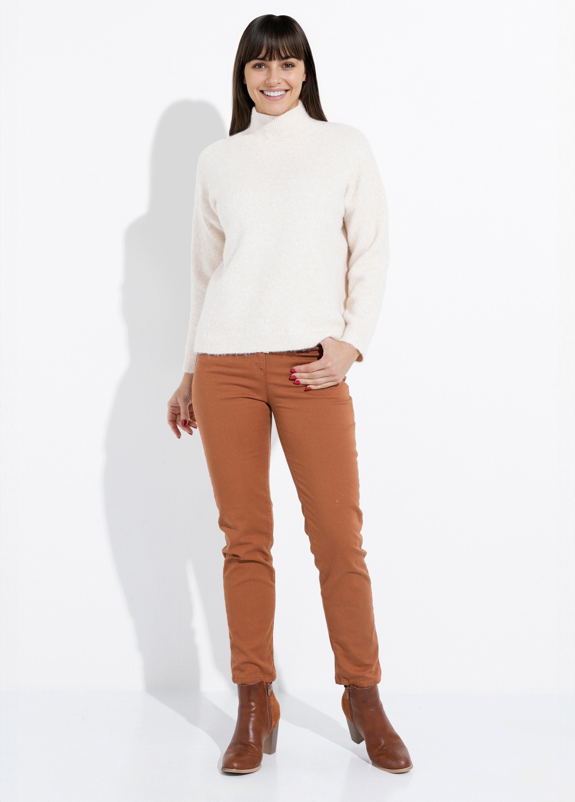 Maglione_a_collo_alto_in_maglia_vaporosa_Beige_SF1_slim