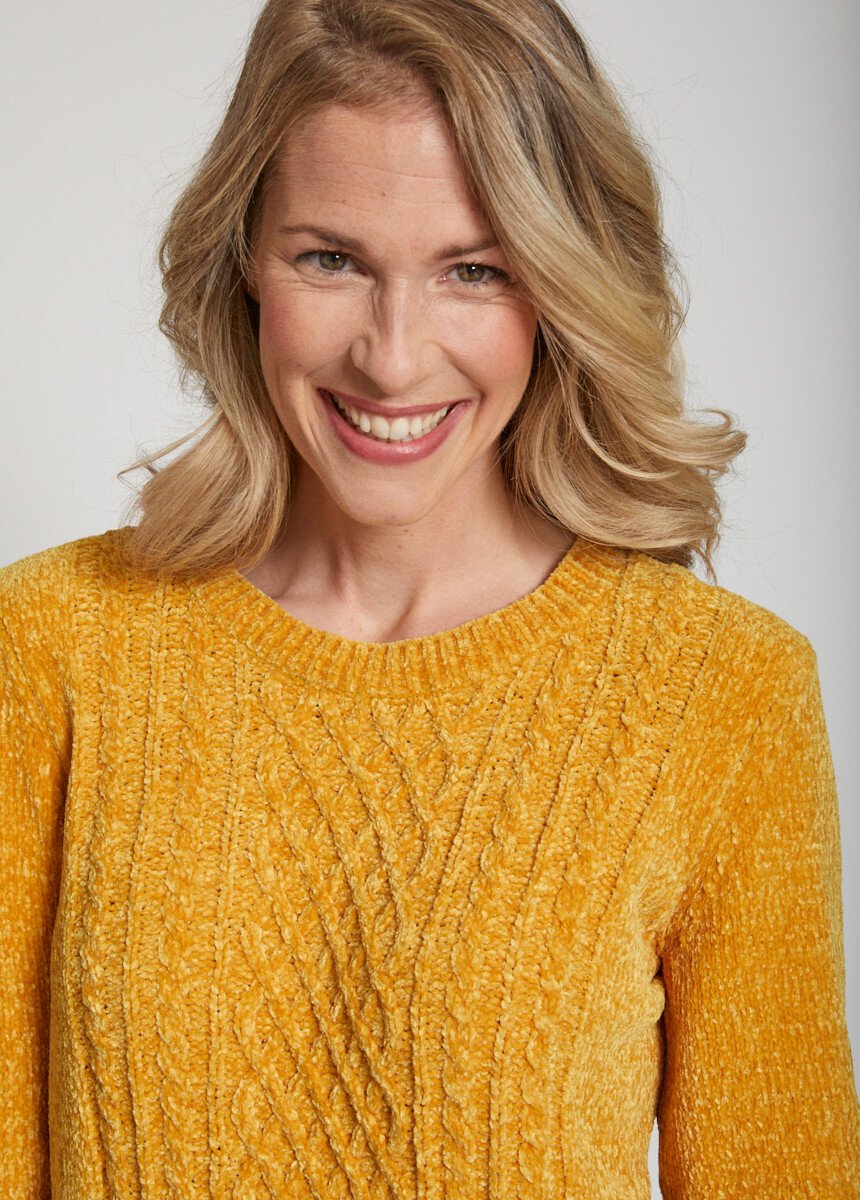 Maglia_in_ciniglia_con_scollo_rotondo_Miel_DE1_slim