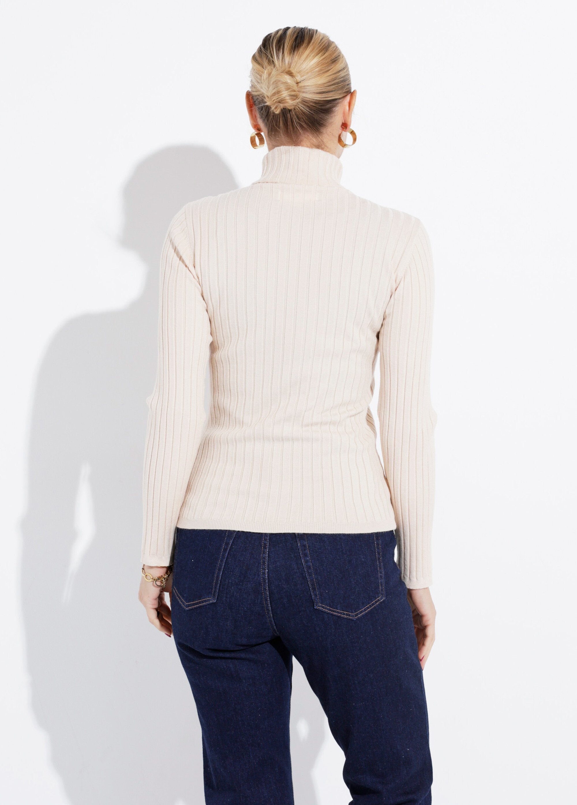 Maglia_dolcevita_slim,_maglia_piatta_Beige_DO1_slim