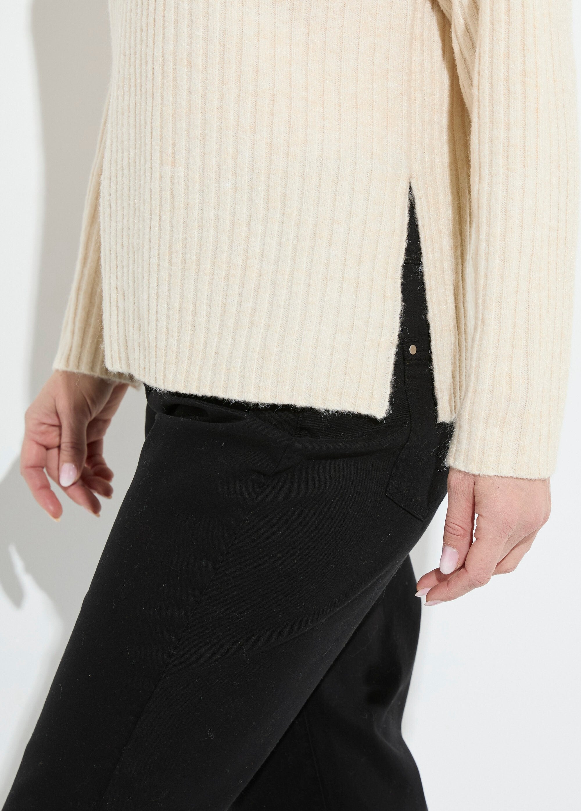 Pull_col_roulé_manches_longues_descendues_Uni_ecru_DE2_slim