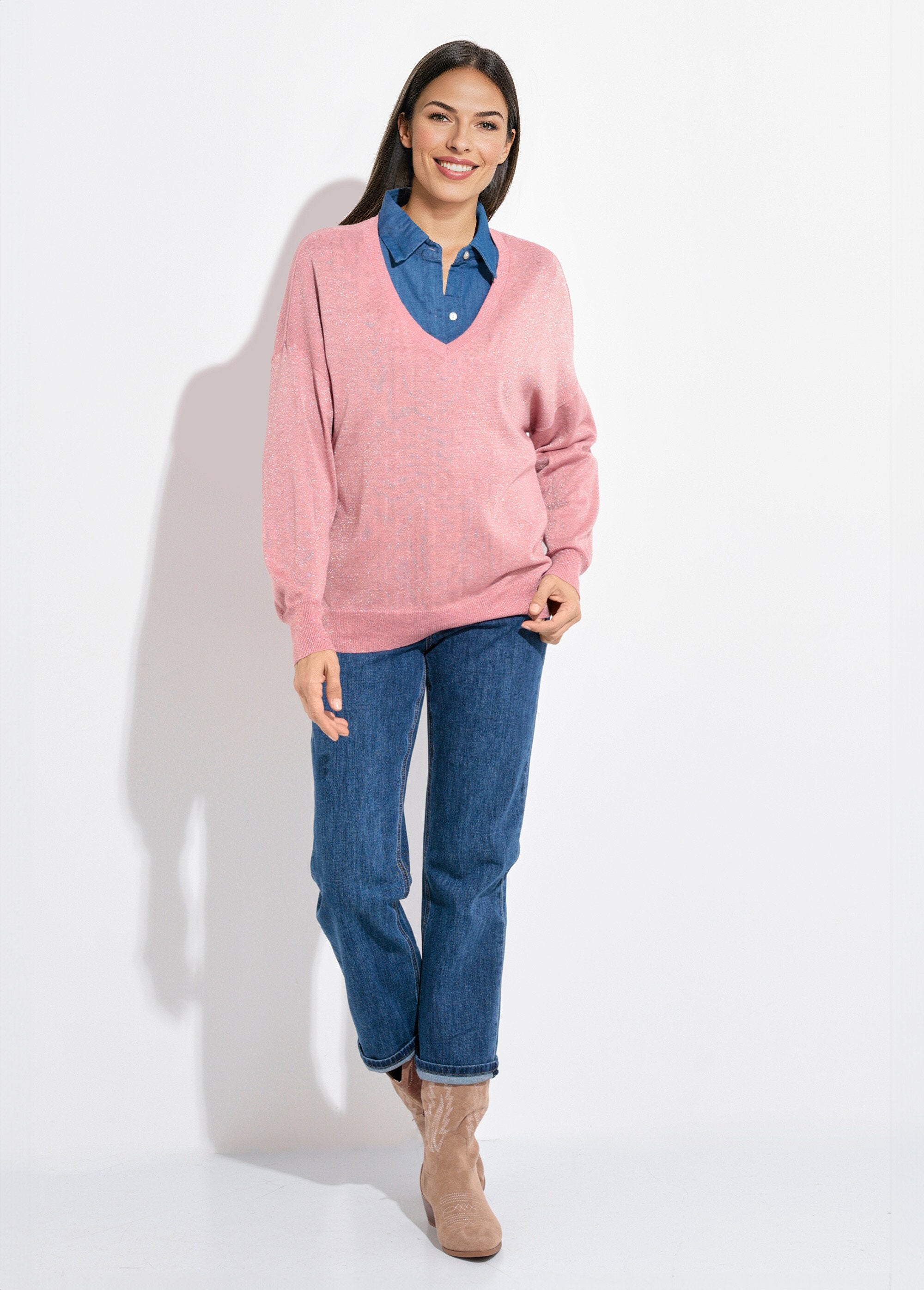 Maglione_con_scollo_a_V_in_maglia_finemente_metallizzata_Vieux_rose_SF1_slim