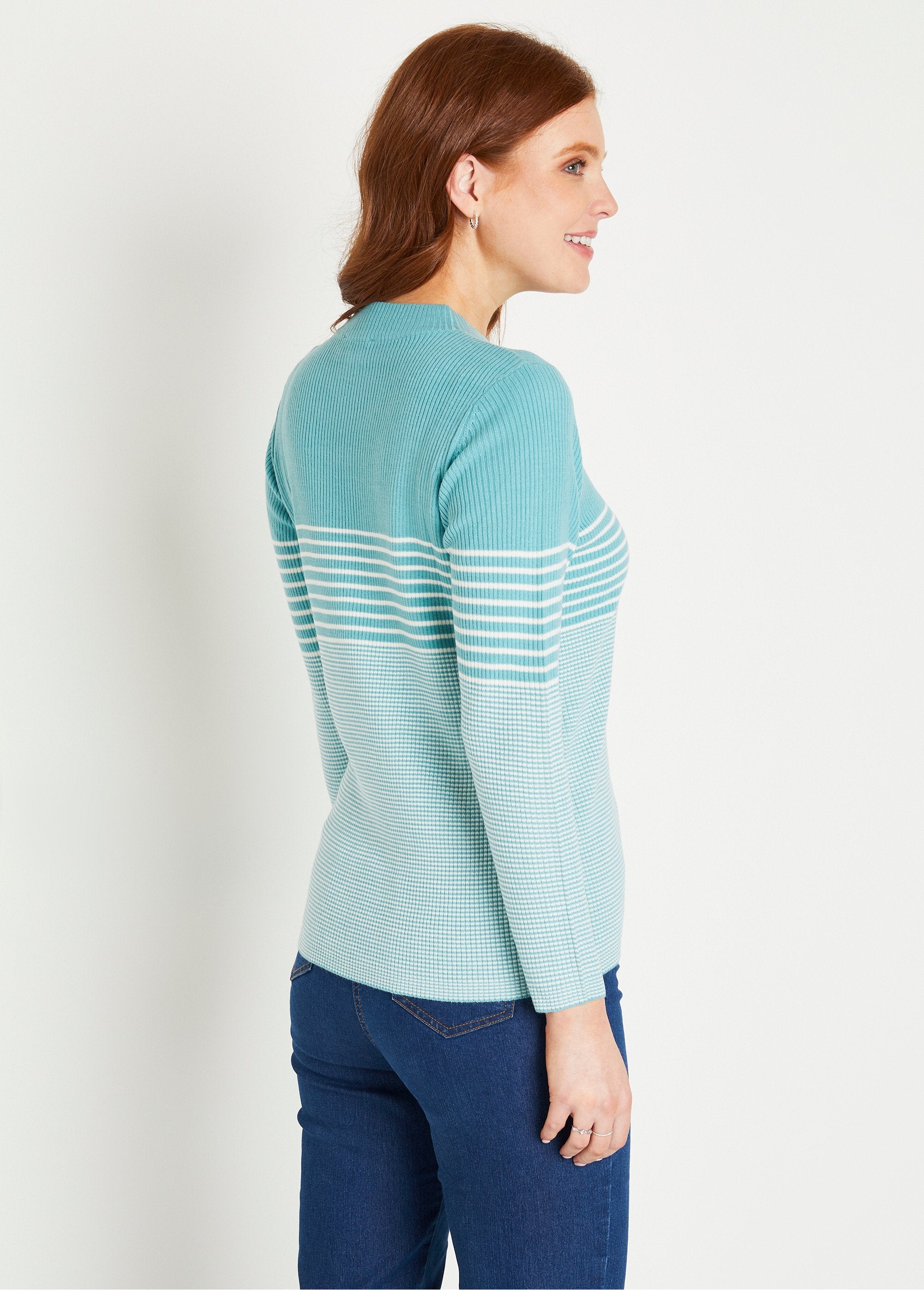 Maglia_a_collo_alto_in_maglia_a_coste_Aqua_et_ecru_DO1_slim