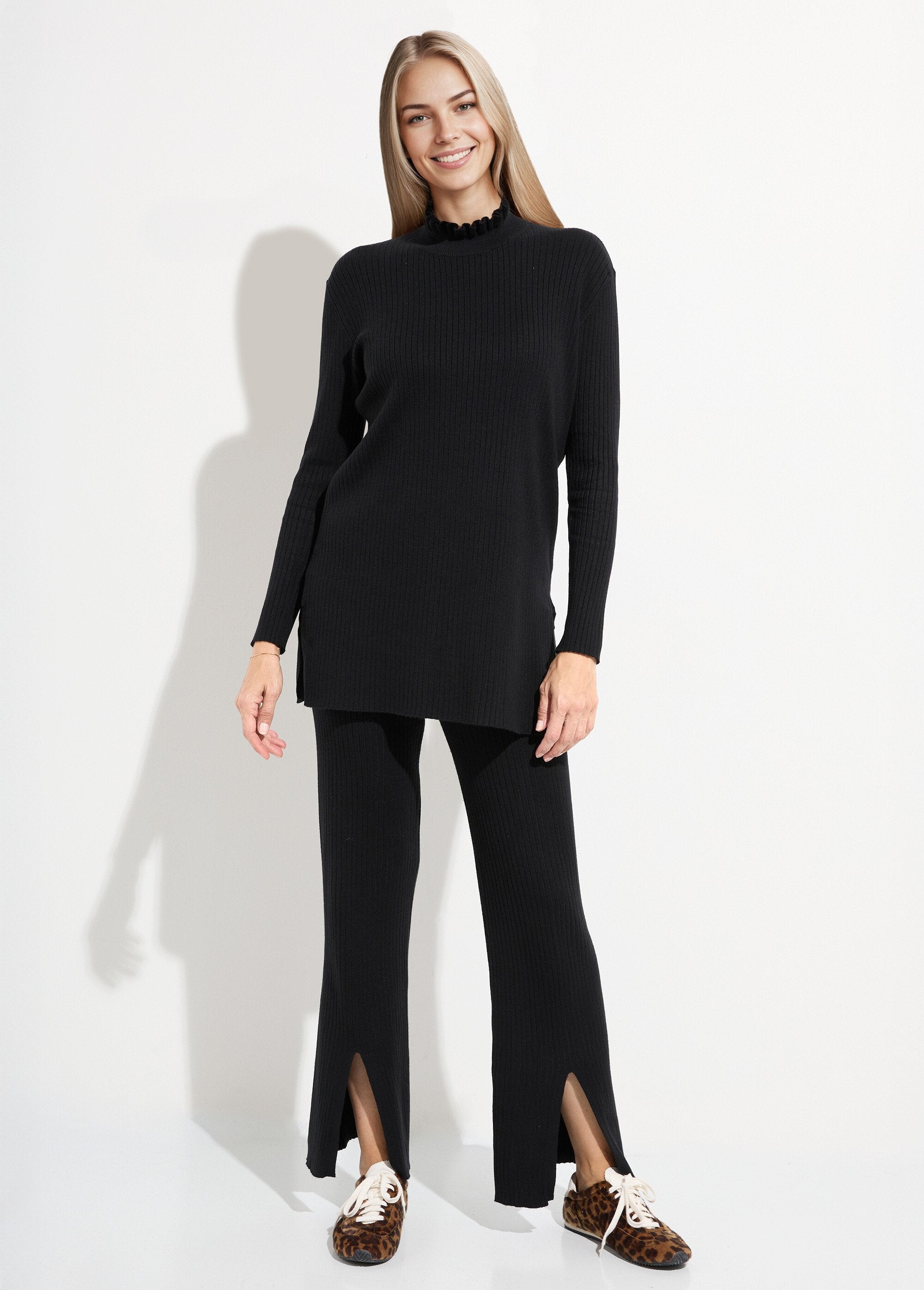 Maglione_in_maglia_a_maglia_grossa,_collo_alto_Noir_SF1_slim