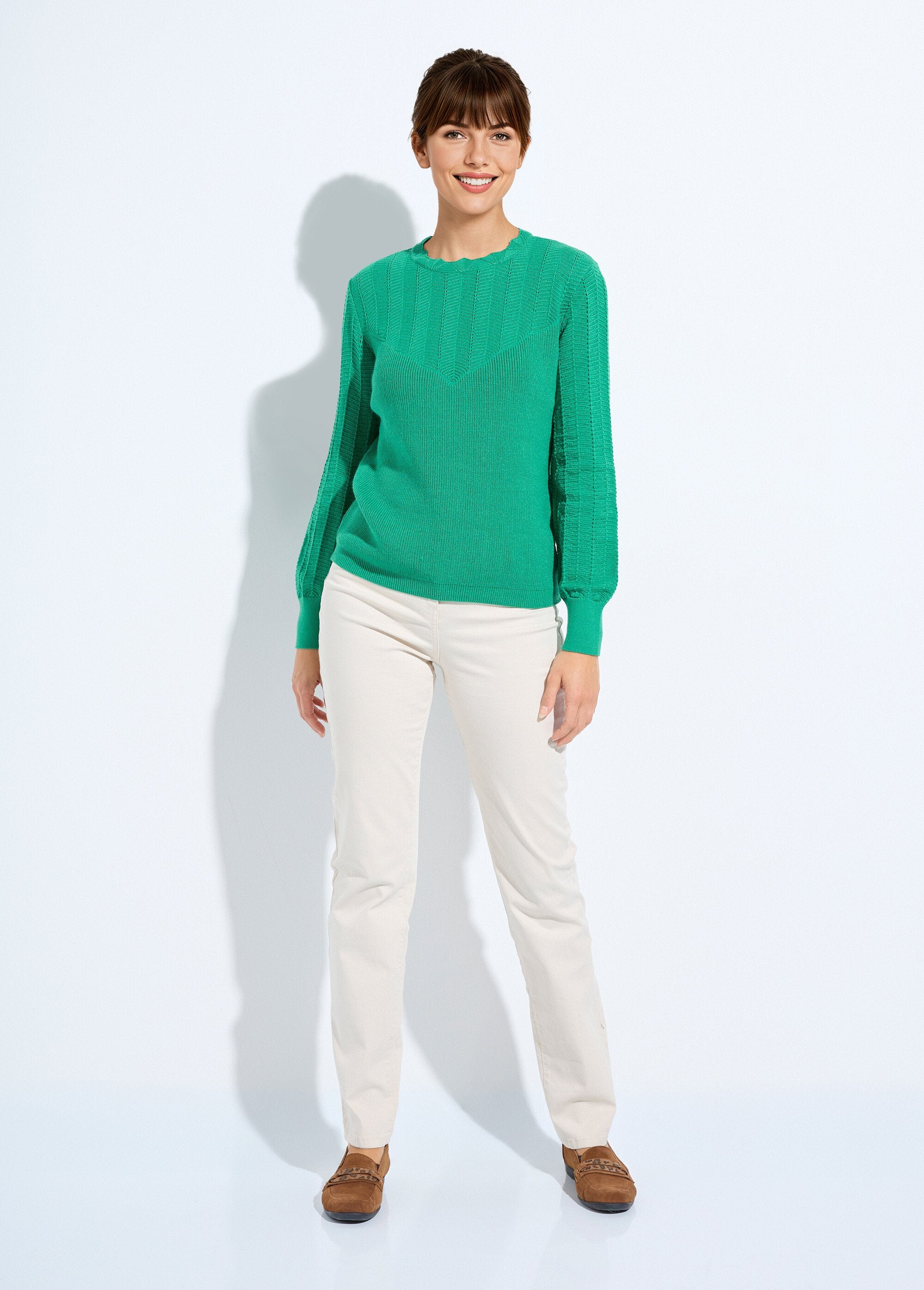 Morbido_maglione_a_maniche_lunghe_con_scollo_rotondo_Vert_SF1_slim