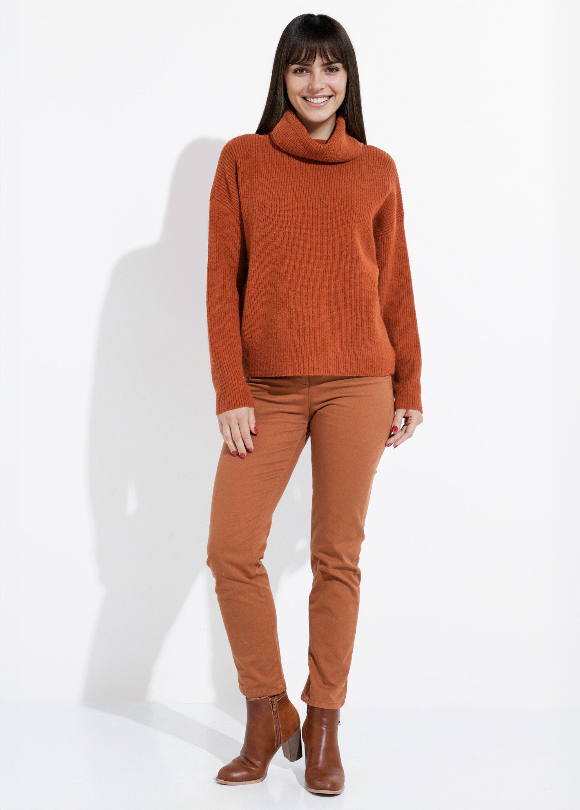 Maglione_in_maglia_con_morbido_dolcevita_Camel_SF1_slim