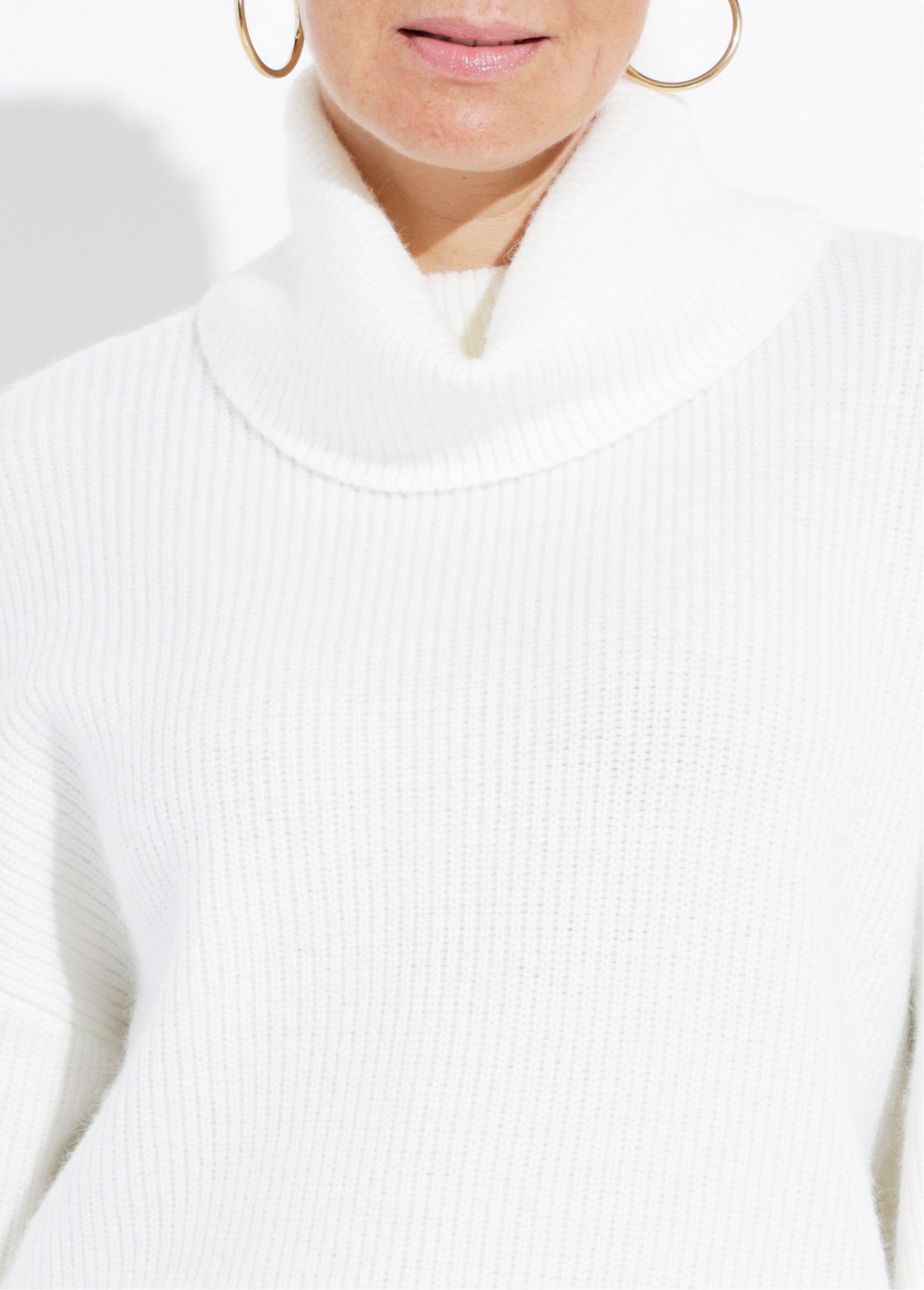 Maglione_in_maglia_con_morbido_dolcevita_Blanc_DE1_slim