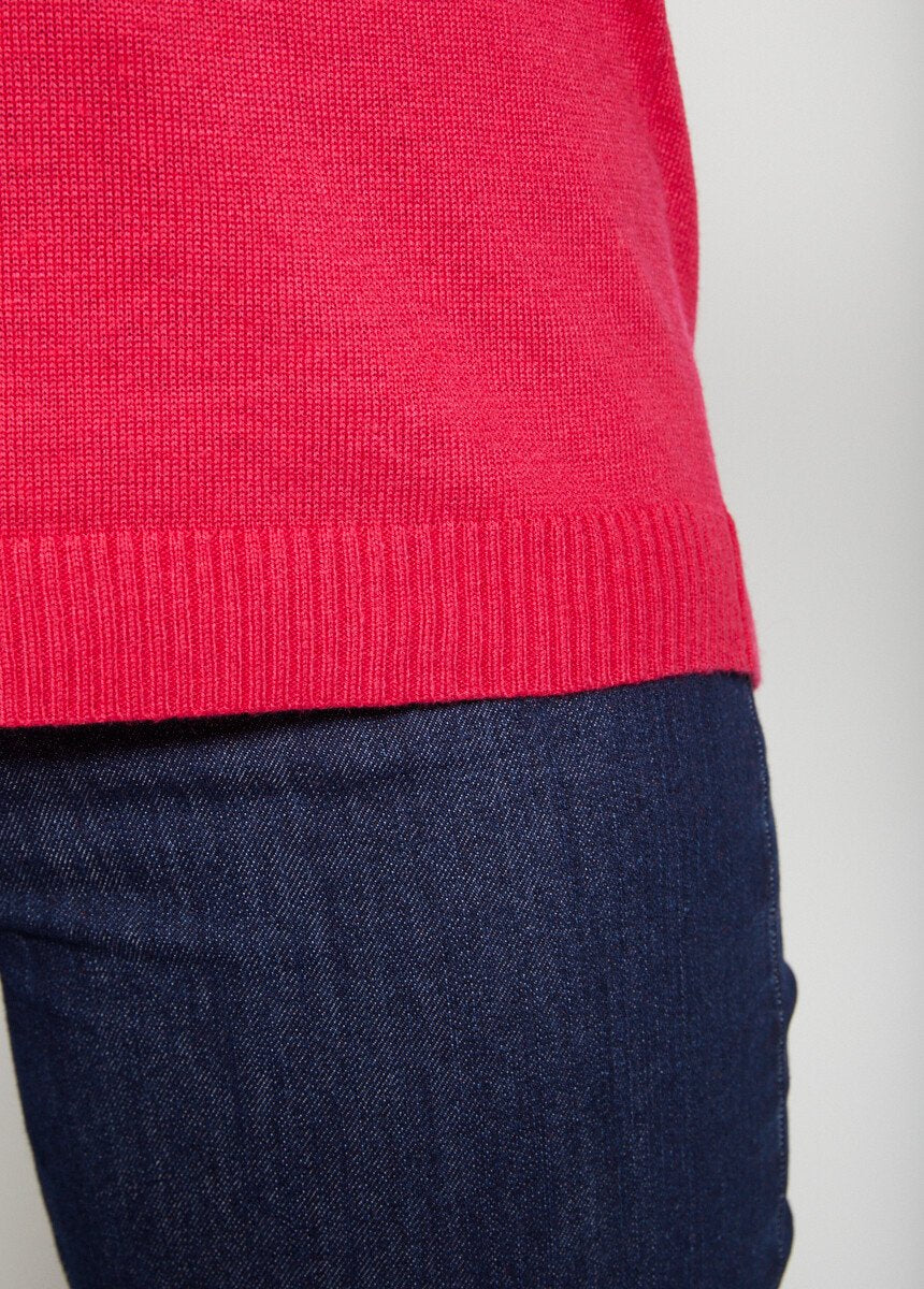 Morbido_maglione_con_strass_e_collo_alto_Rose_indien_DE2_slim