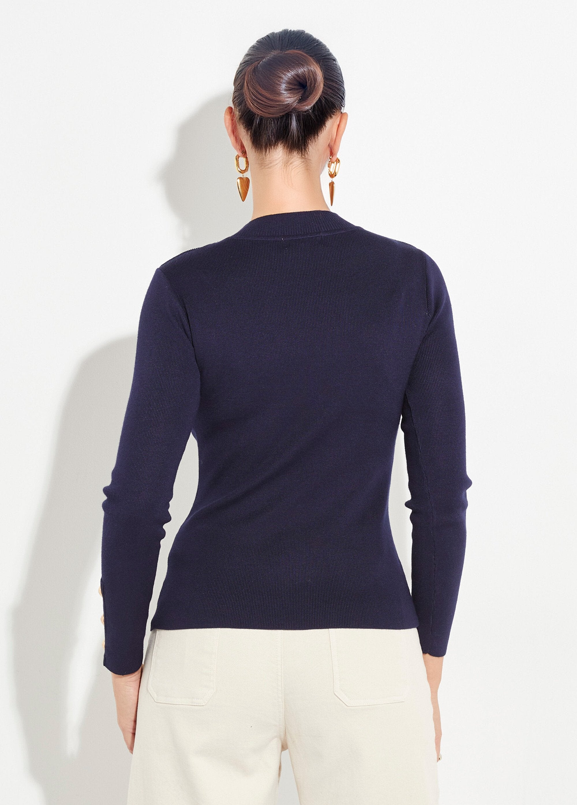 Maglia_jacquard_con_collo_alto_e_bottoni_in_metallo_Marine_DO1_slim