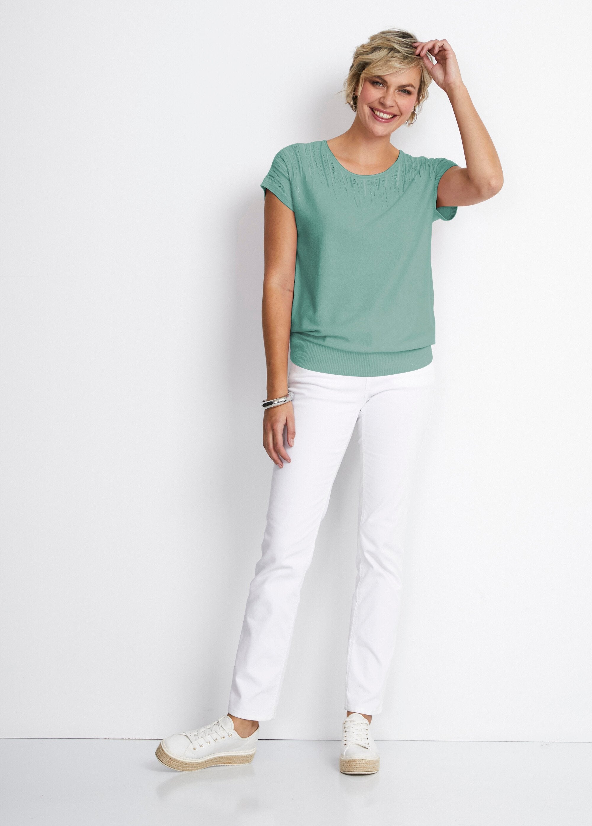 Maglia_scintillante_con_maniche_a_kimono_Aqua_SF1_slim