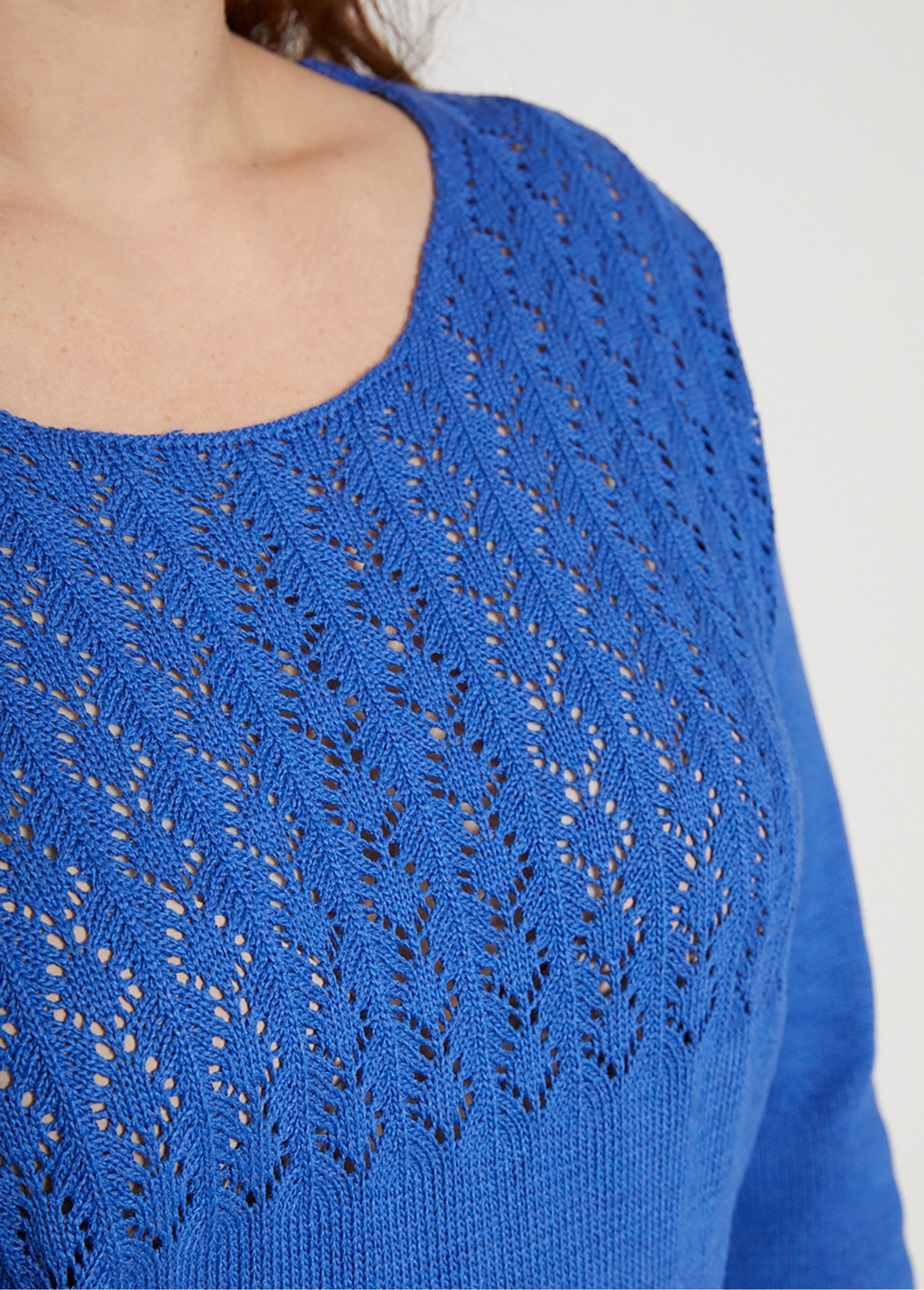 Maglia_traforata_con_maniche_a_3/4_BLU_DE2_curvy