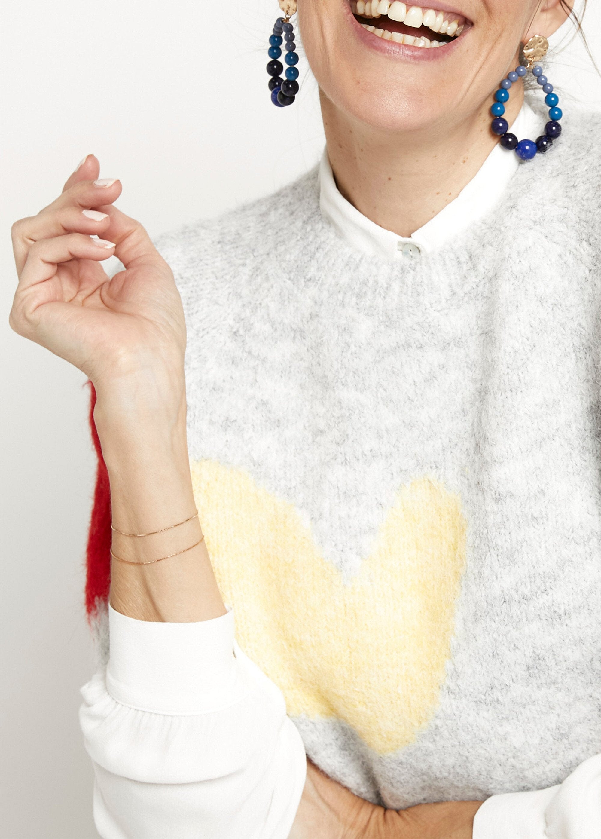 Maglia_a_maniche_corte_con_dettaglio_di_riccioli_Gris_DE1_slim