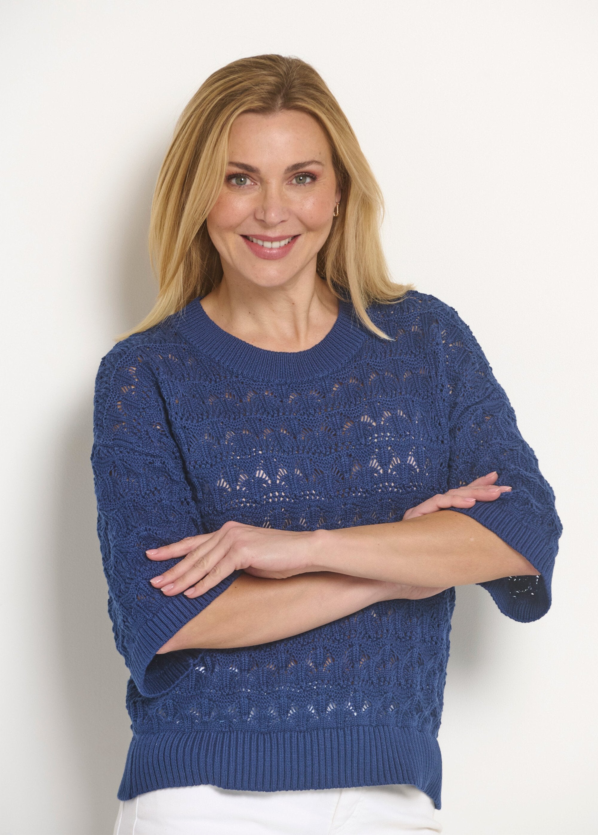 Maglia_a_maniche_corte_a_trama_aperta_Indigo_DE1_slim