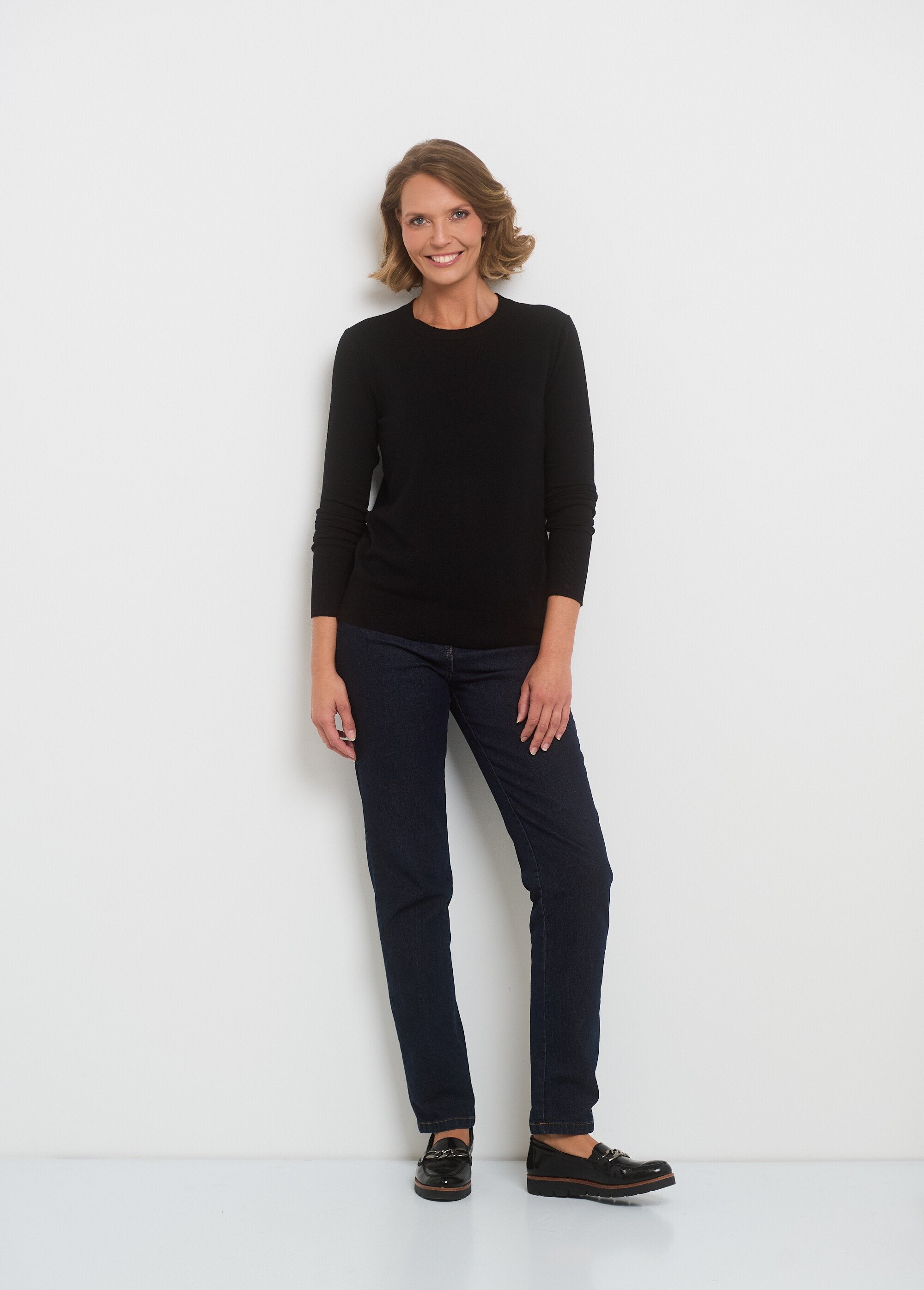 Maglia_a_maniche_lunghe_in_maglia_sottile_Noir_SF1_slim