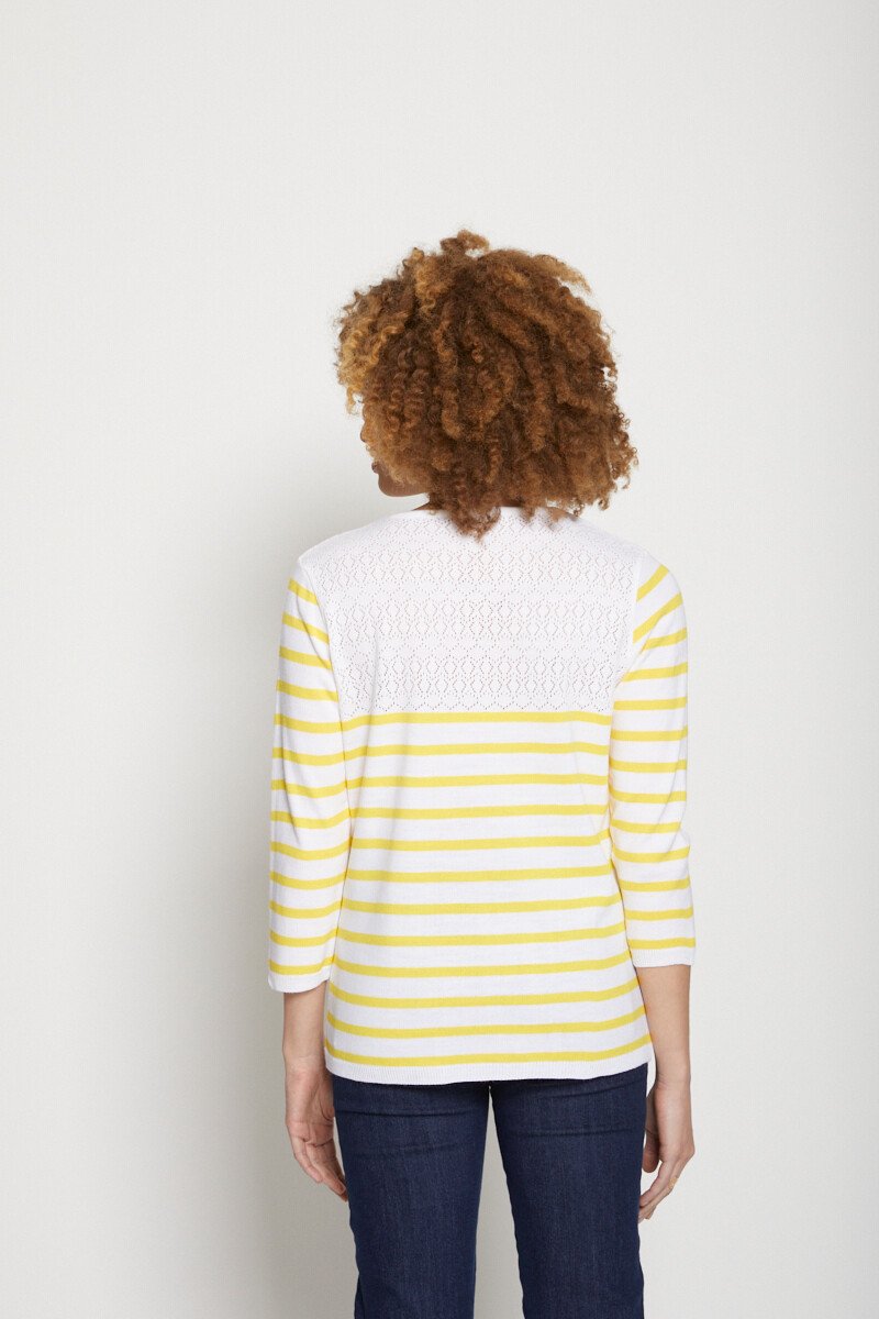 Maglia_a_righe_con_maglia_traforata_e_collo_rotondo_Raye_jaune_DO1_slim