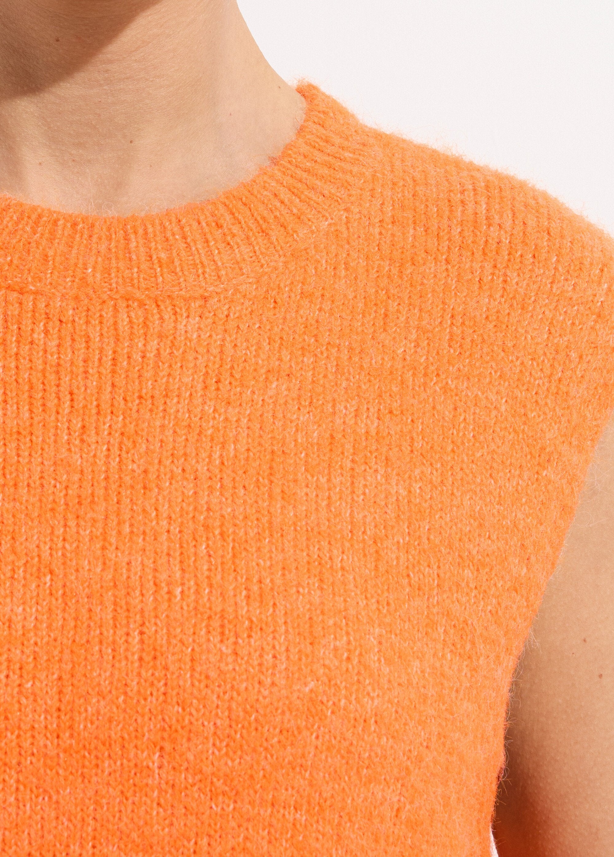 Maglia_senza_maniche_in_lana_Orange_vif_DE1_slim