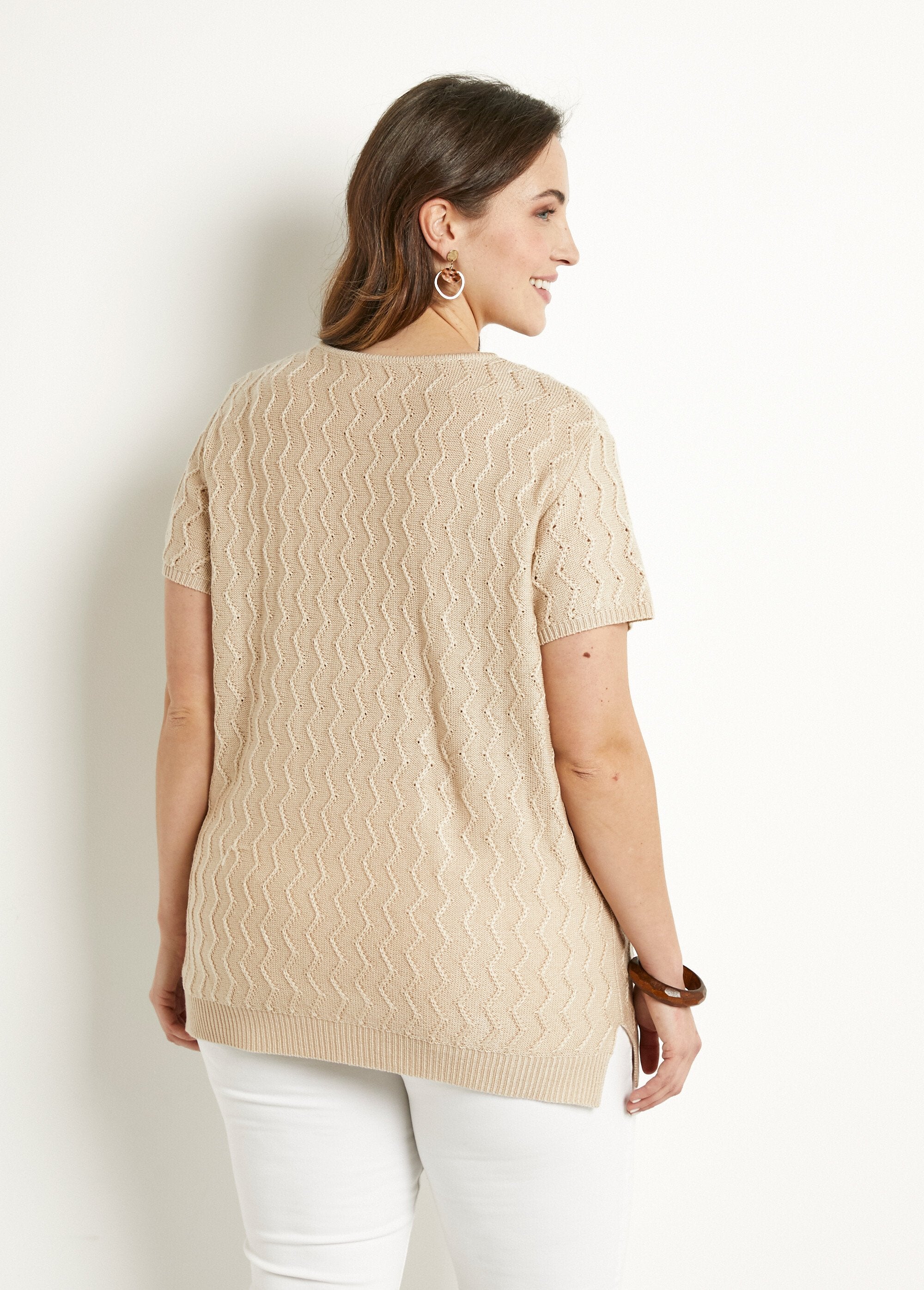 Maglia_a_tunica_a_maniche_corte_in_maglia_a_cavi_Ficelle_DO1_curvy