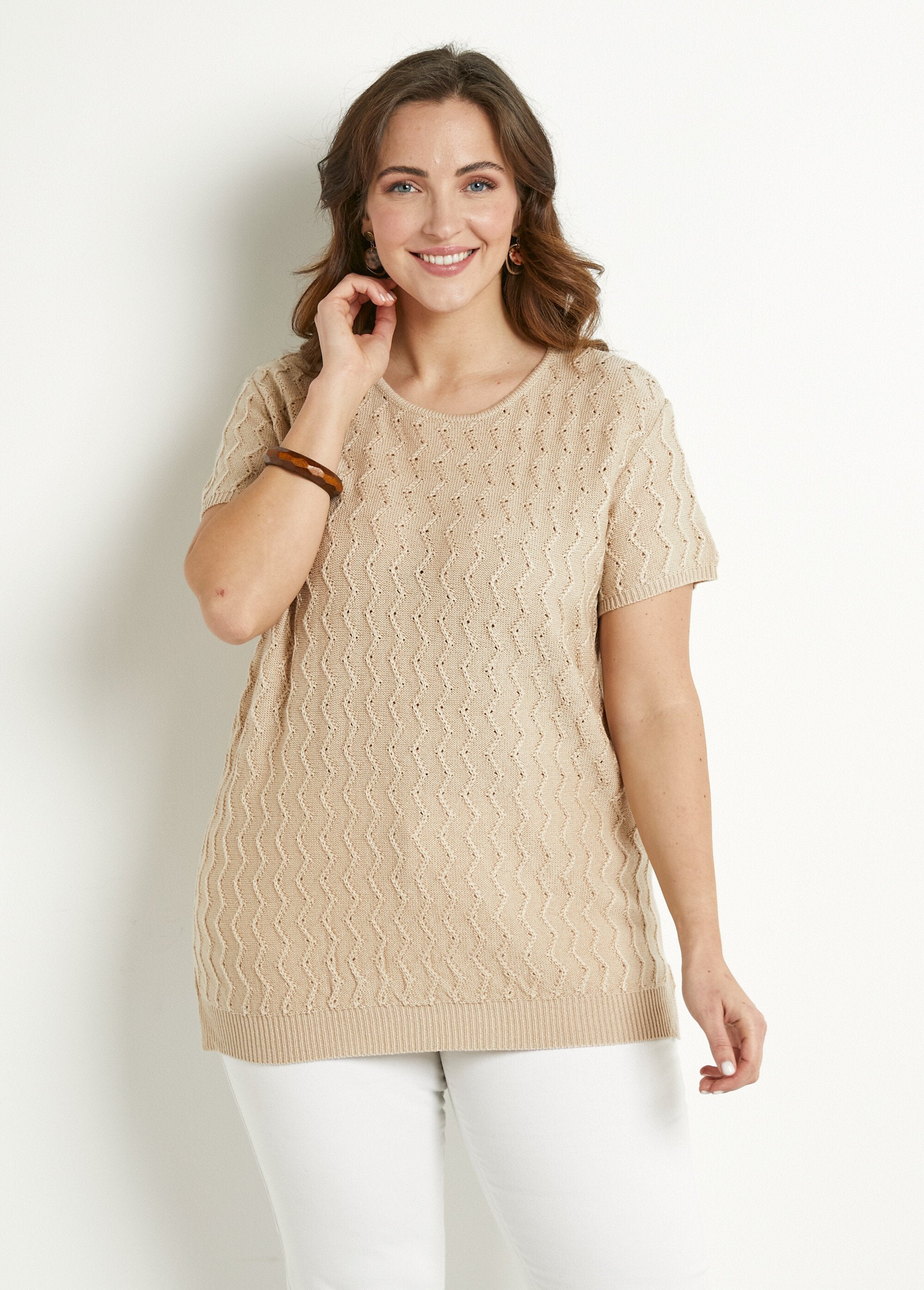 Maglia_a_tunica_a_maniche_corte_in_maglia_a_cavi_Ficelle_FA1_curvy