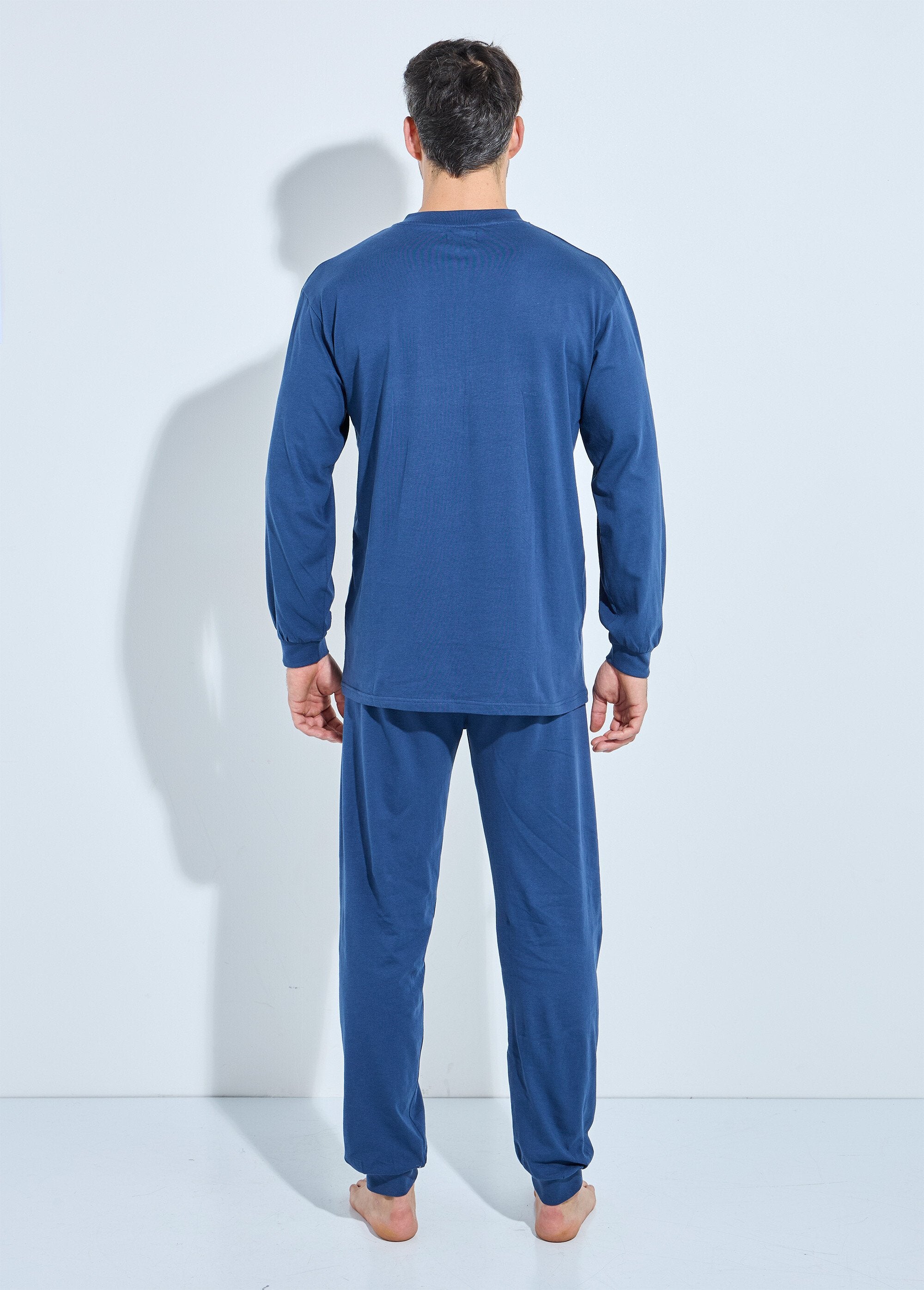 Pigiama_con_collo_tunisino_in_jersey_di_cotone_con_calze_stringate_Bleu_DO1_slim