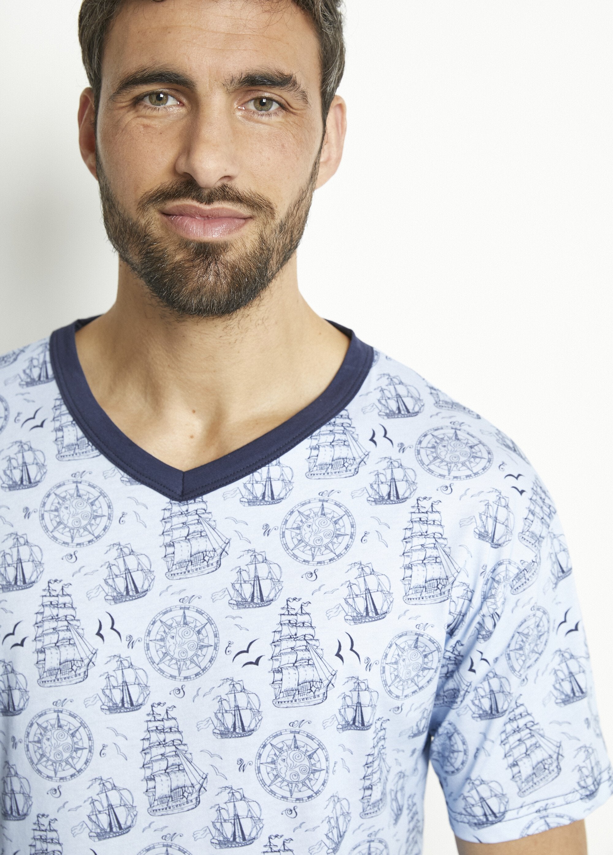 Pigiama_corto_con_scollo_a_V_in_jersey_di_cotone_Bleu_et_marine_DE1_slim