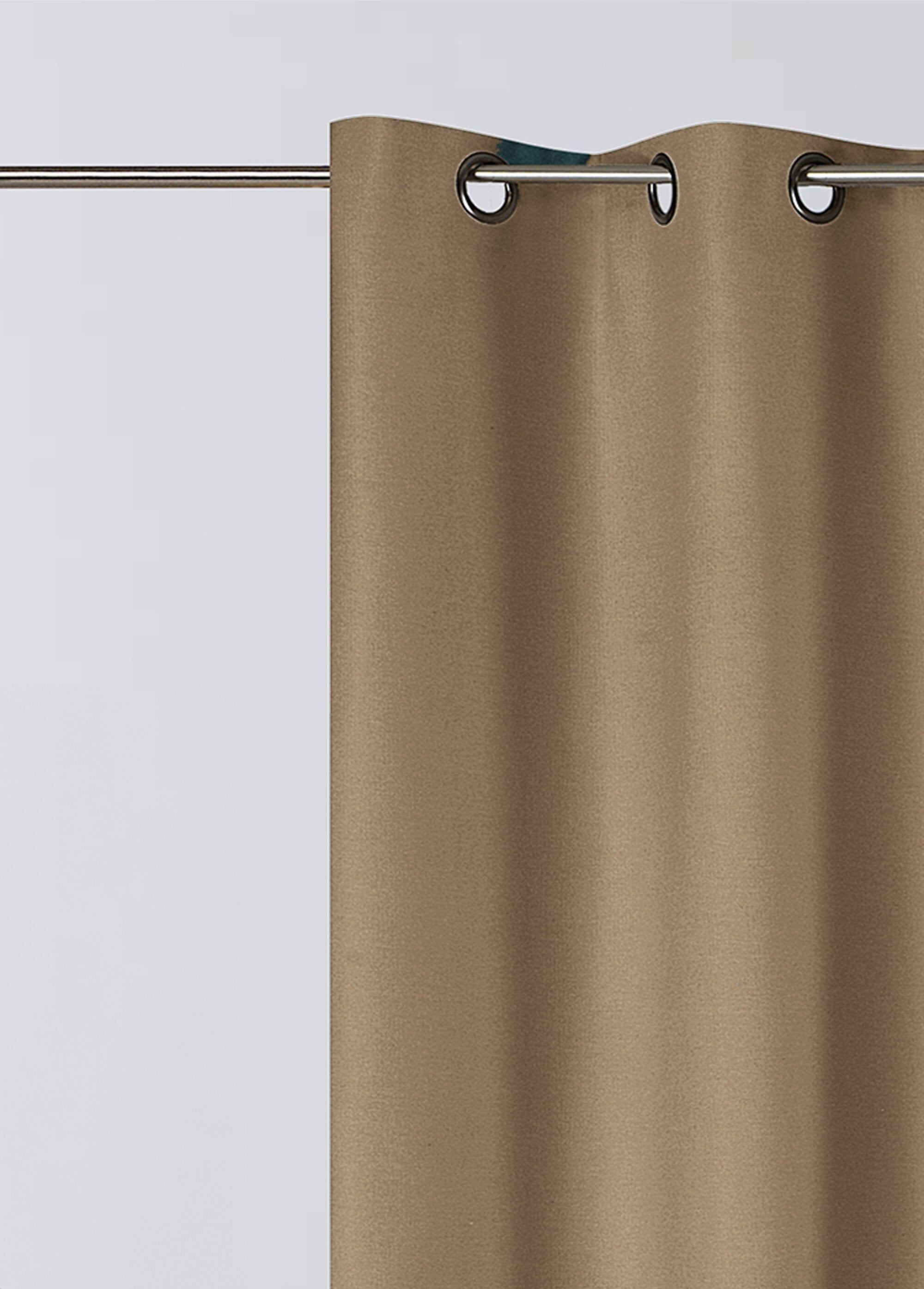 Tenda_oscurante_termica_a_trama_jacquard_con_finitura_a_occhielli_Moka_DE1_slim