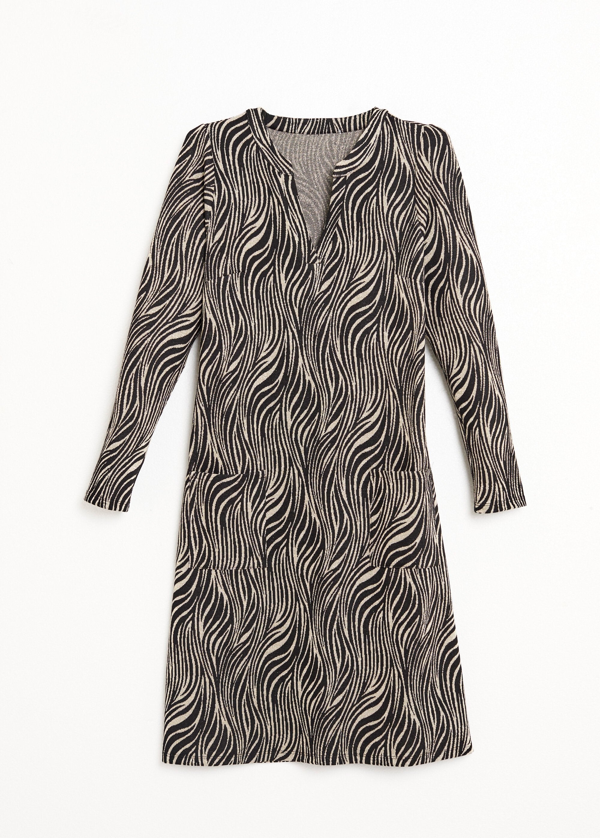 Abito_corto_e_ampio_in_jacquard_zebrato_Noir_et_blanc_AP1_slim