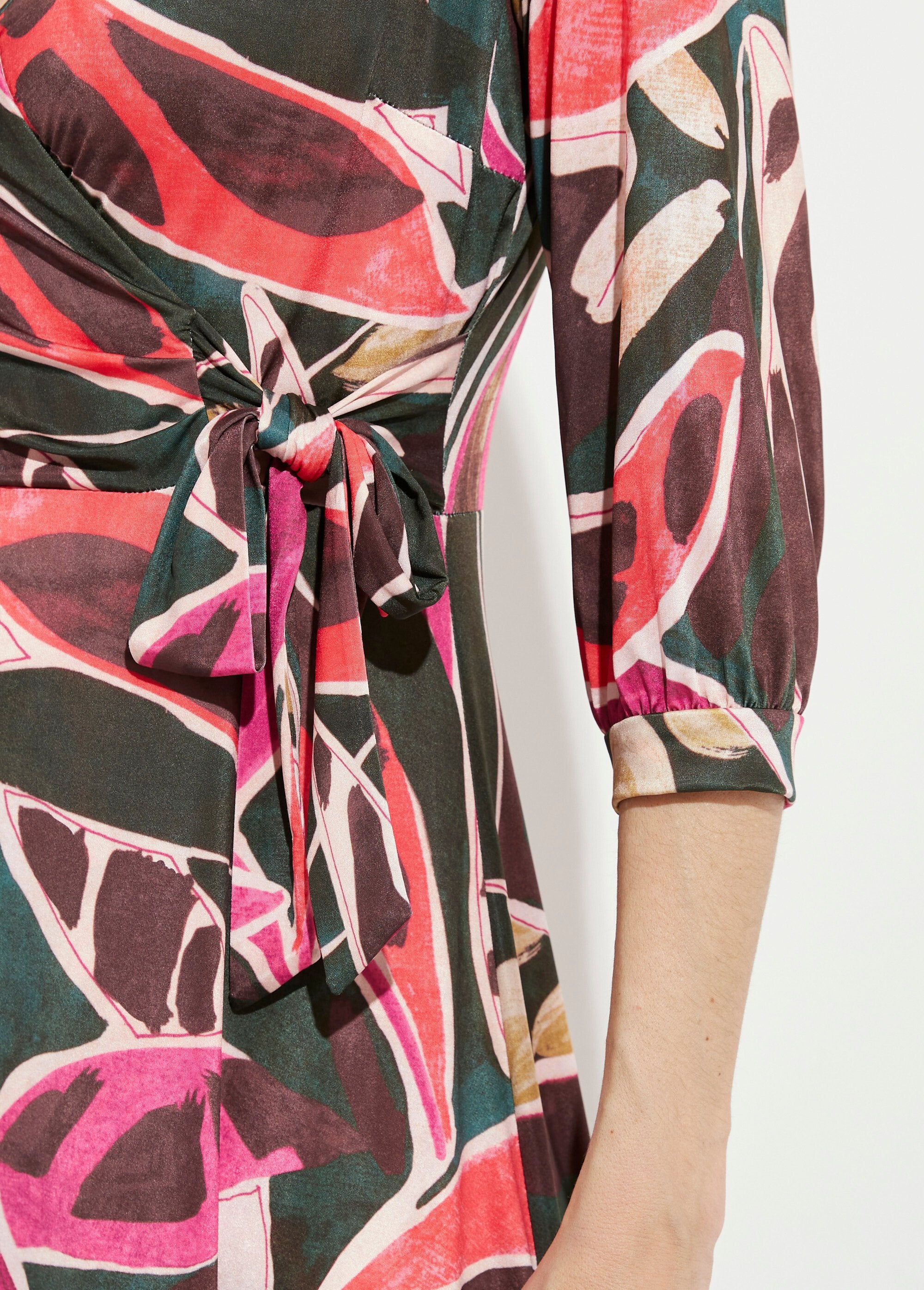 Abito_corto_e_svasato_con_maniche_a_3/4_Multicolore_DE3_slim