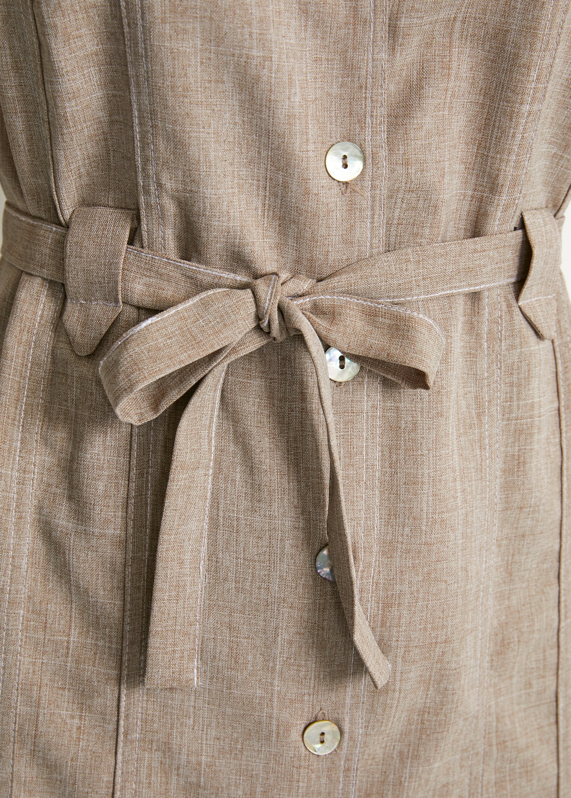 Abito_blusa_di_media_lunghezza_dal_taglio_dritto_Beige_DE4_slim
