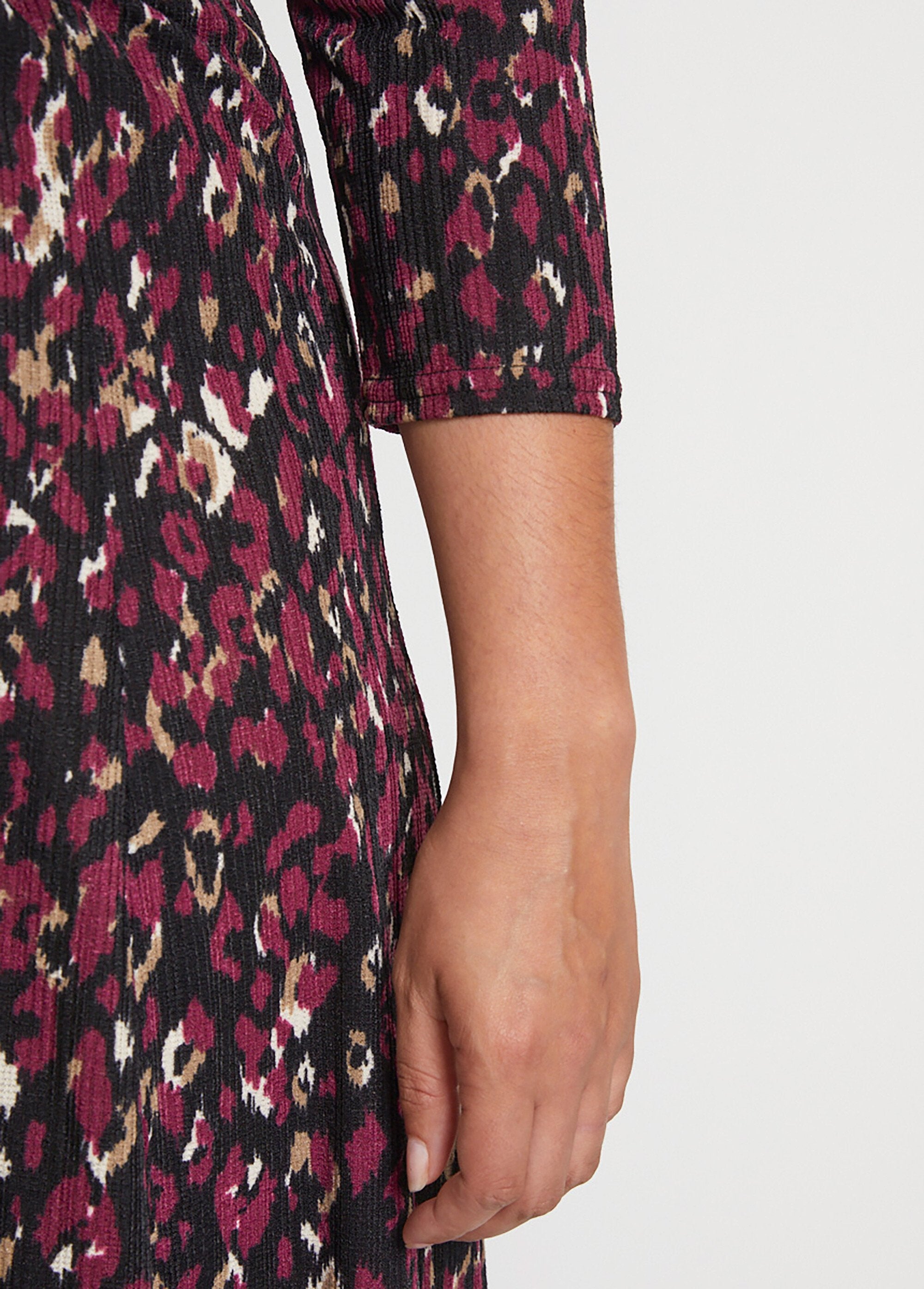 Abito_a_portafoglio_in_maglia_Imprime_prune_DE2_curvy