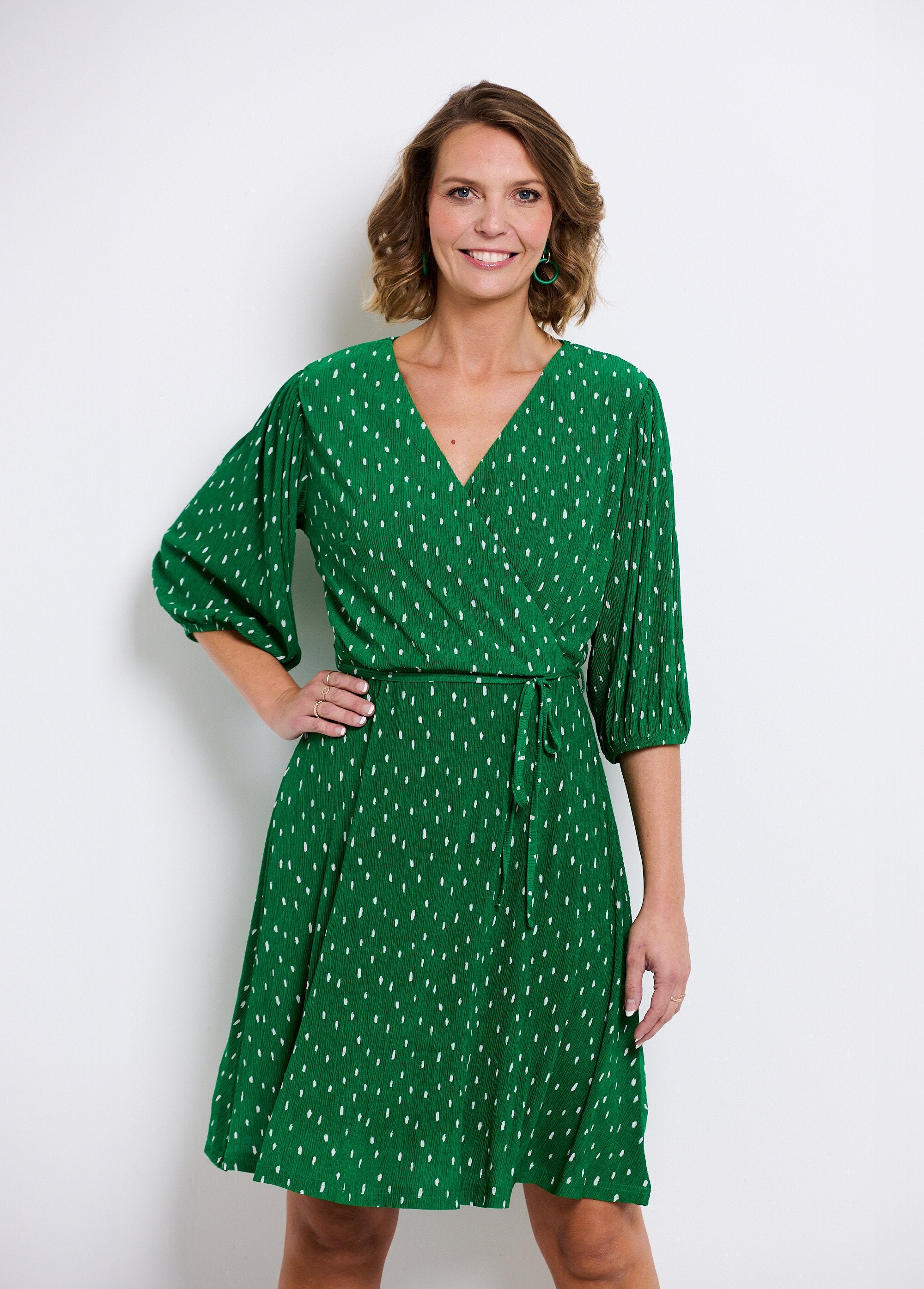 Abito_a_portafoglio_con_stampa_a_pois_Vert_et_blanc_FA2_slim