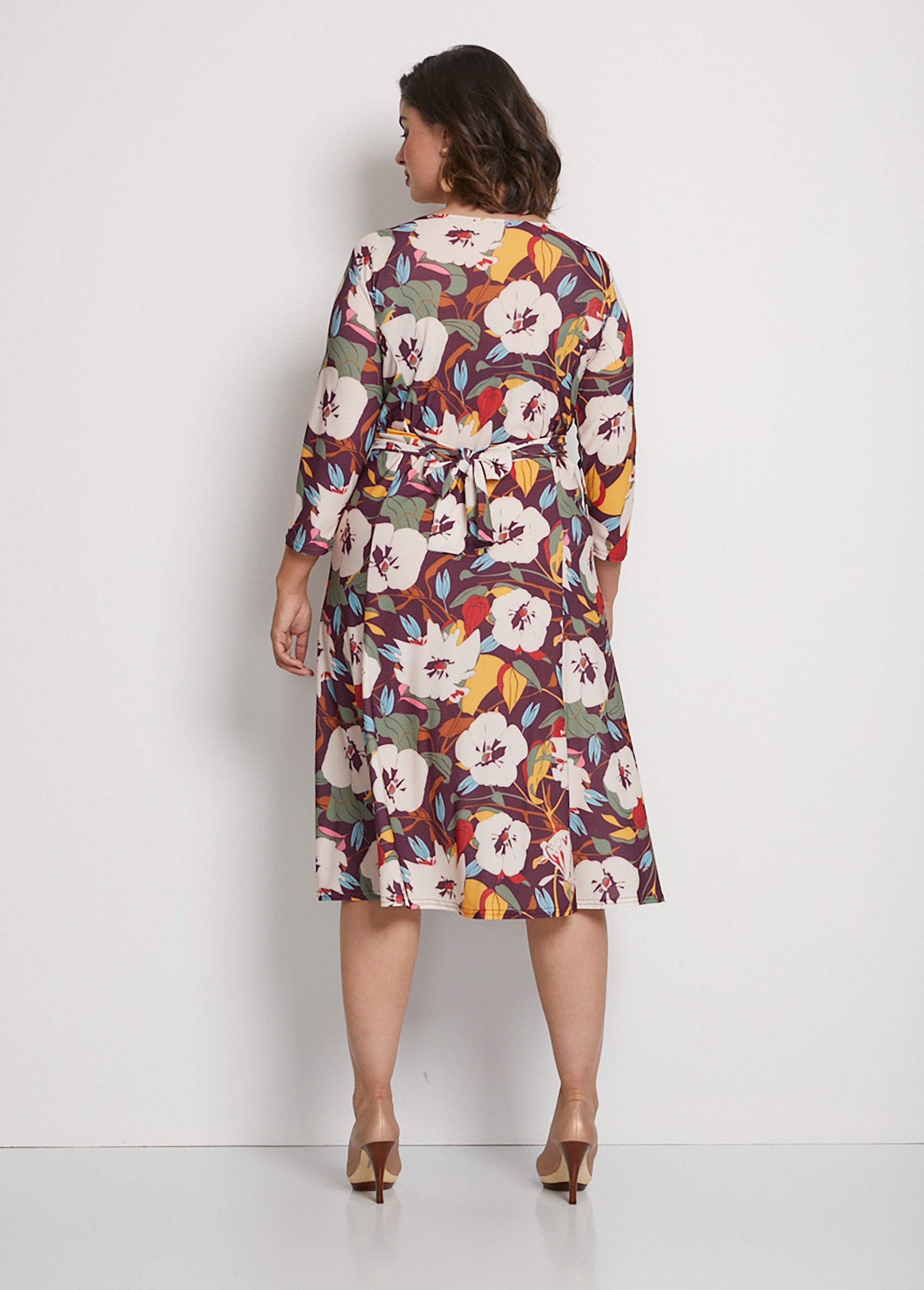 Abito_a_portafoglio_floreale_Imprime_bordeaux_DO1_curvy