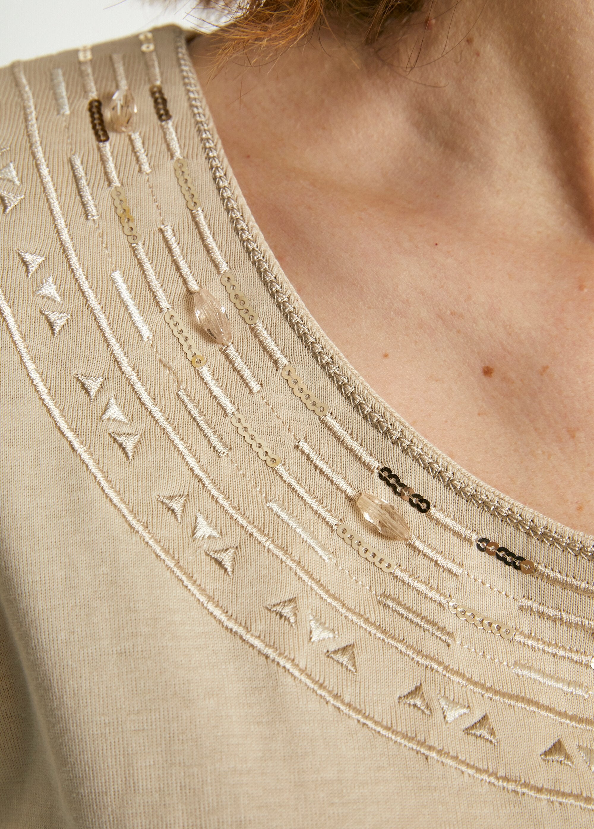 Abito_corto_da_spiaggia_con_maniche_a_kimono_Sable_DE5_slim