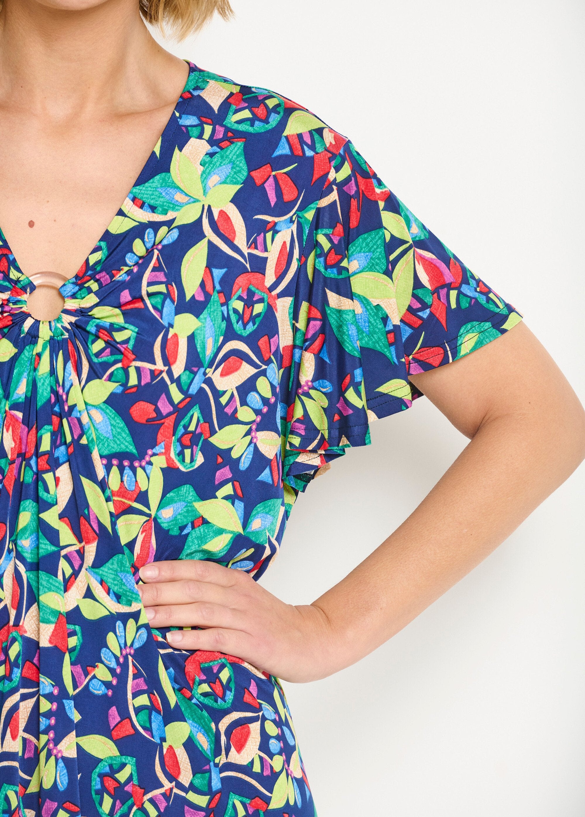 Abito_corto_svasato_con_stampa_multicolore_Imprime_marine_DE2_slim